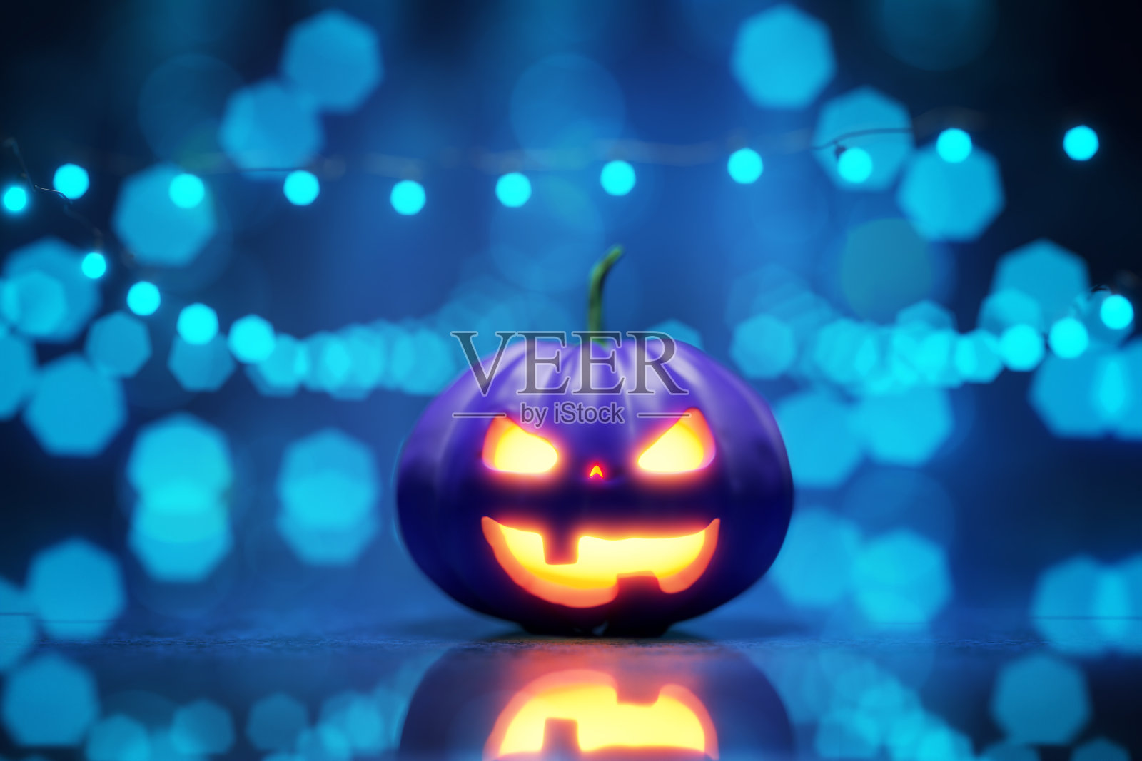 万圣节的节日概念。南瓜上刻着一张可怕的脸。万圣节南瓜头南瓜灯紫色。3 d渲染。照片摄影图片