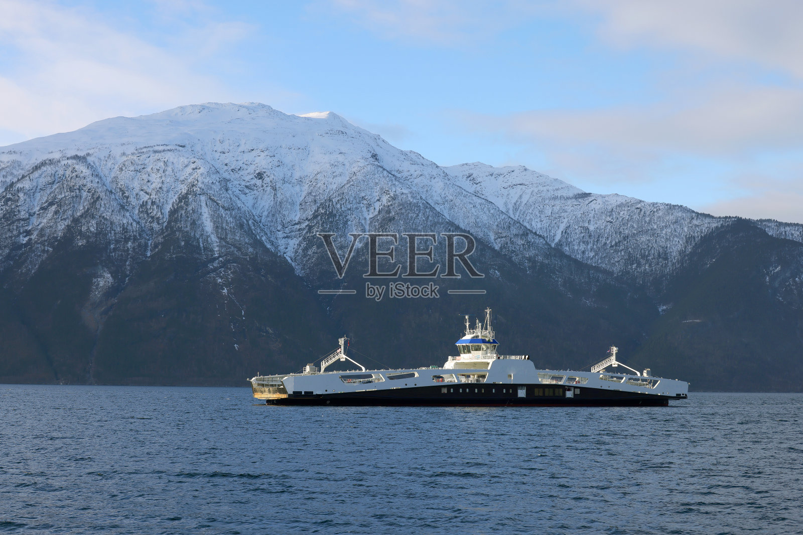 福德纳斯到曼海勒渡轮在挪威，欧洲照片摄影图片