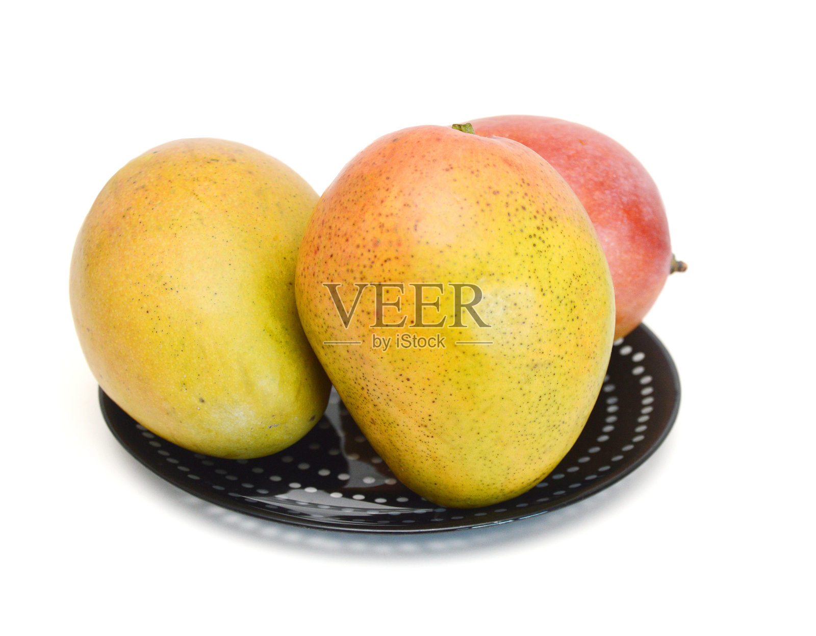 白色背景上孤立的芒果果实照片摄影图片