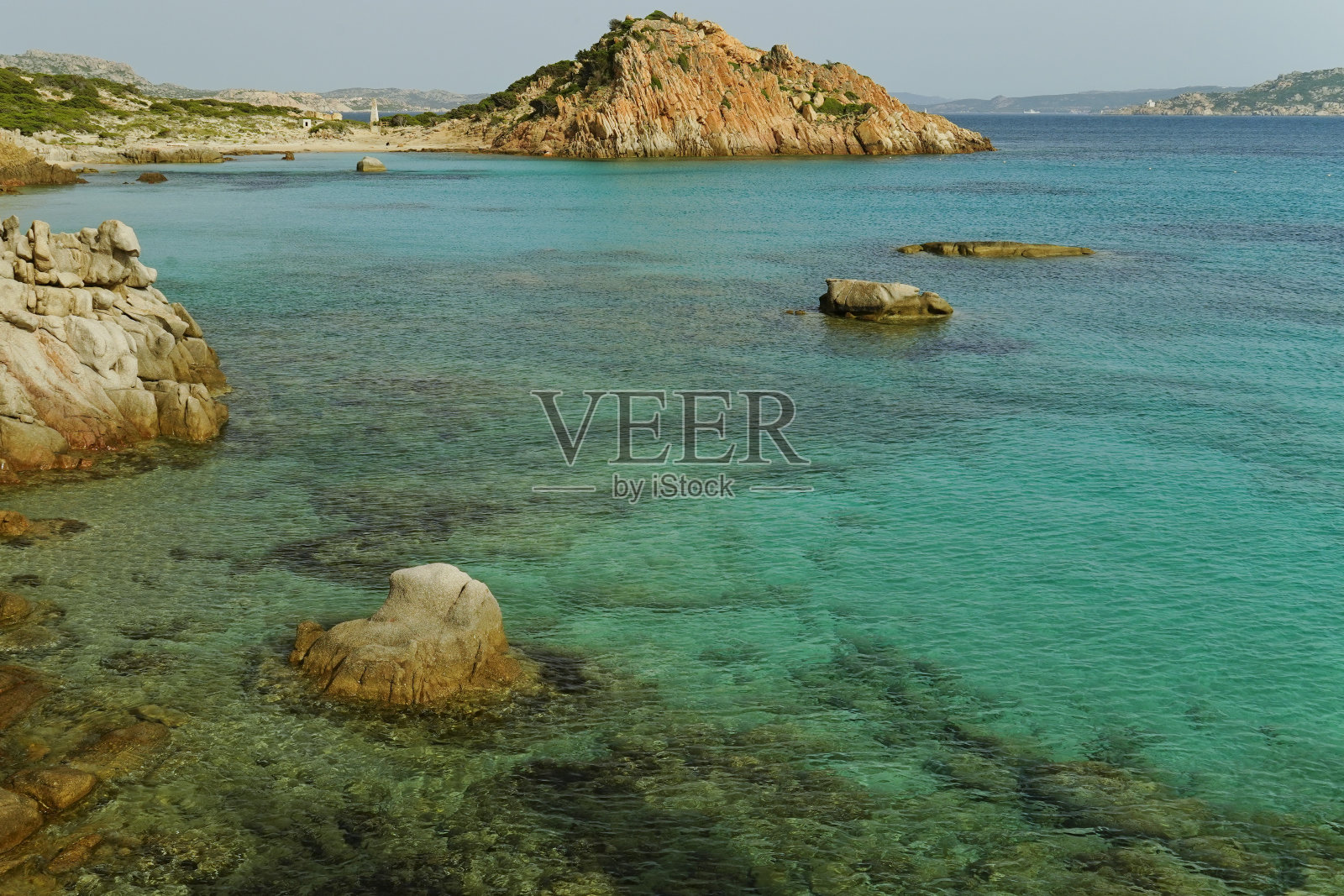 马达莱纳群岛的斯帕吉岛全景图。撒丁岛萨萨里省。意大利照片摄影图片