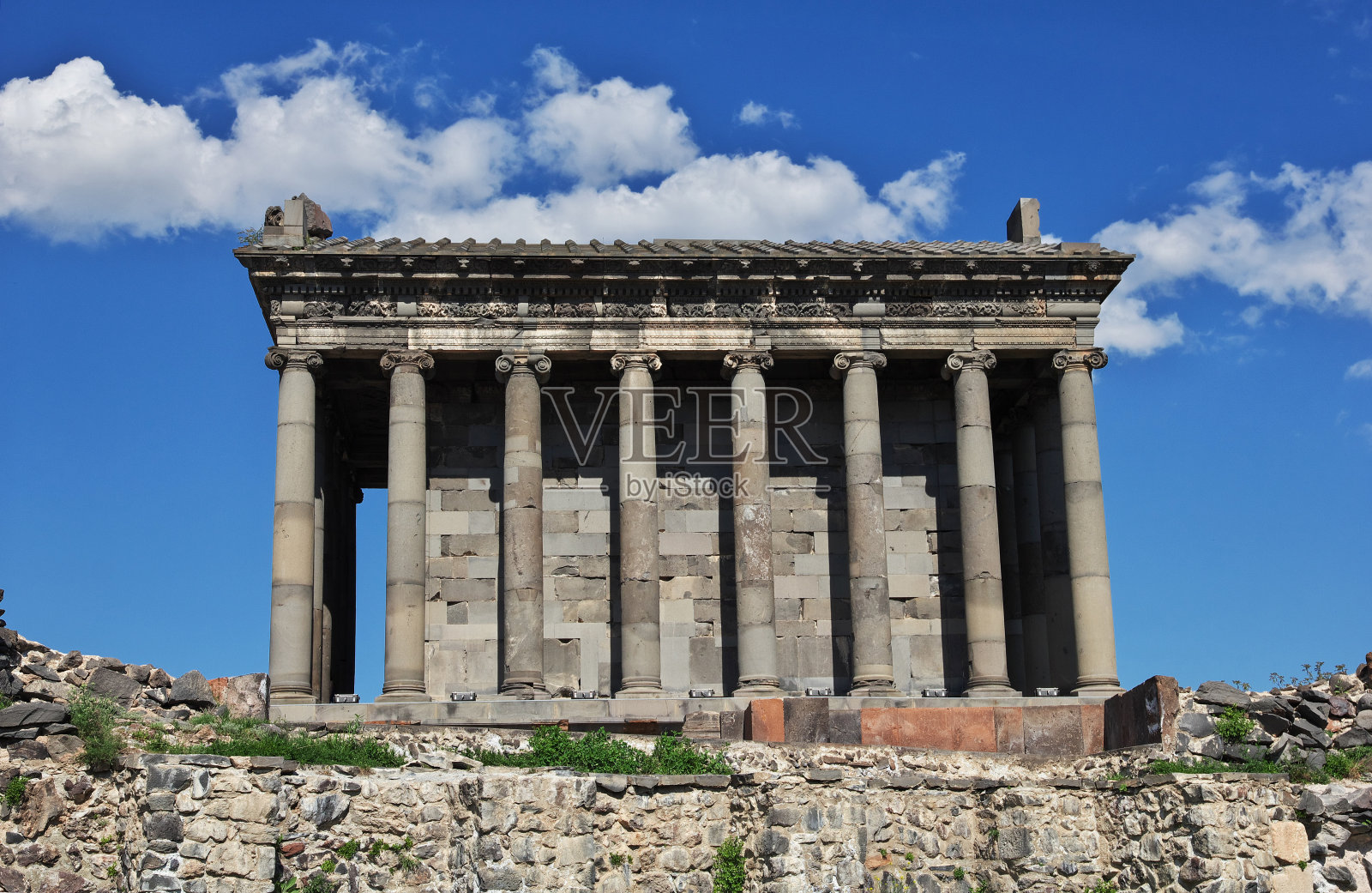 亚美尼亚高加索山区的加尔尼神庙照片摄影图片