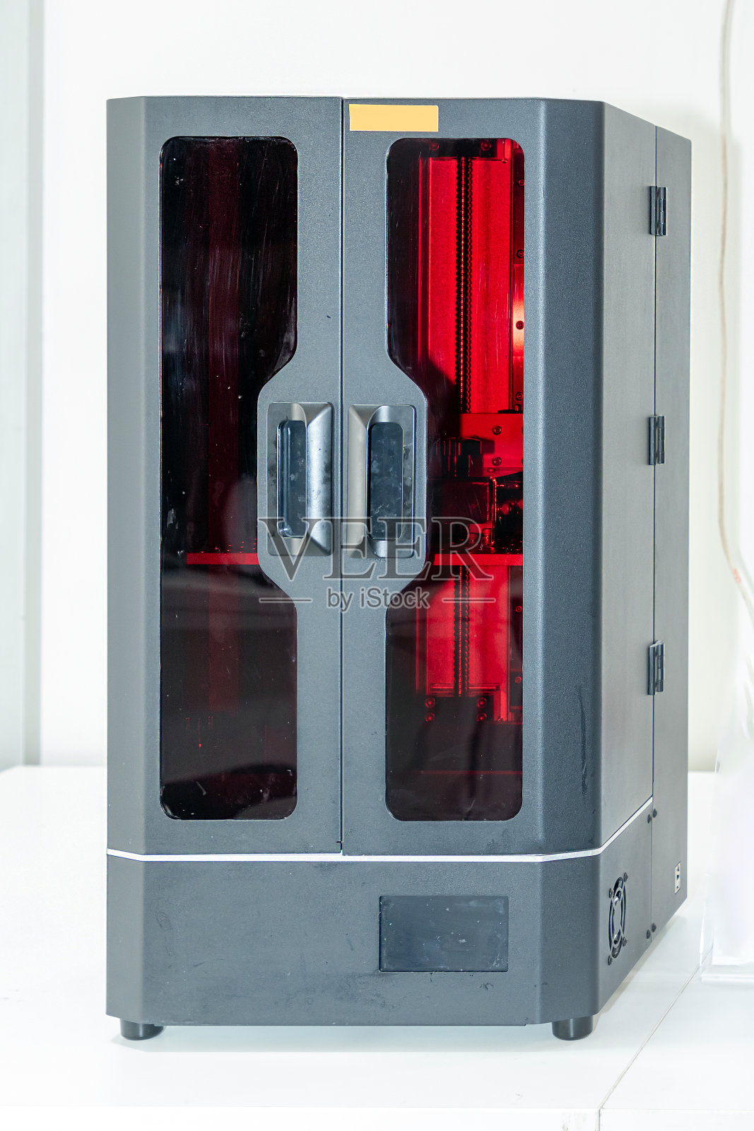 柜式数控机床照片摄影图片