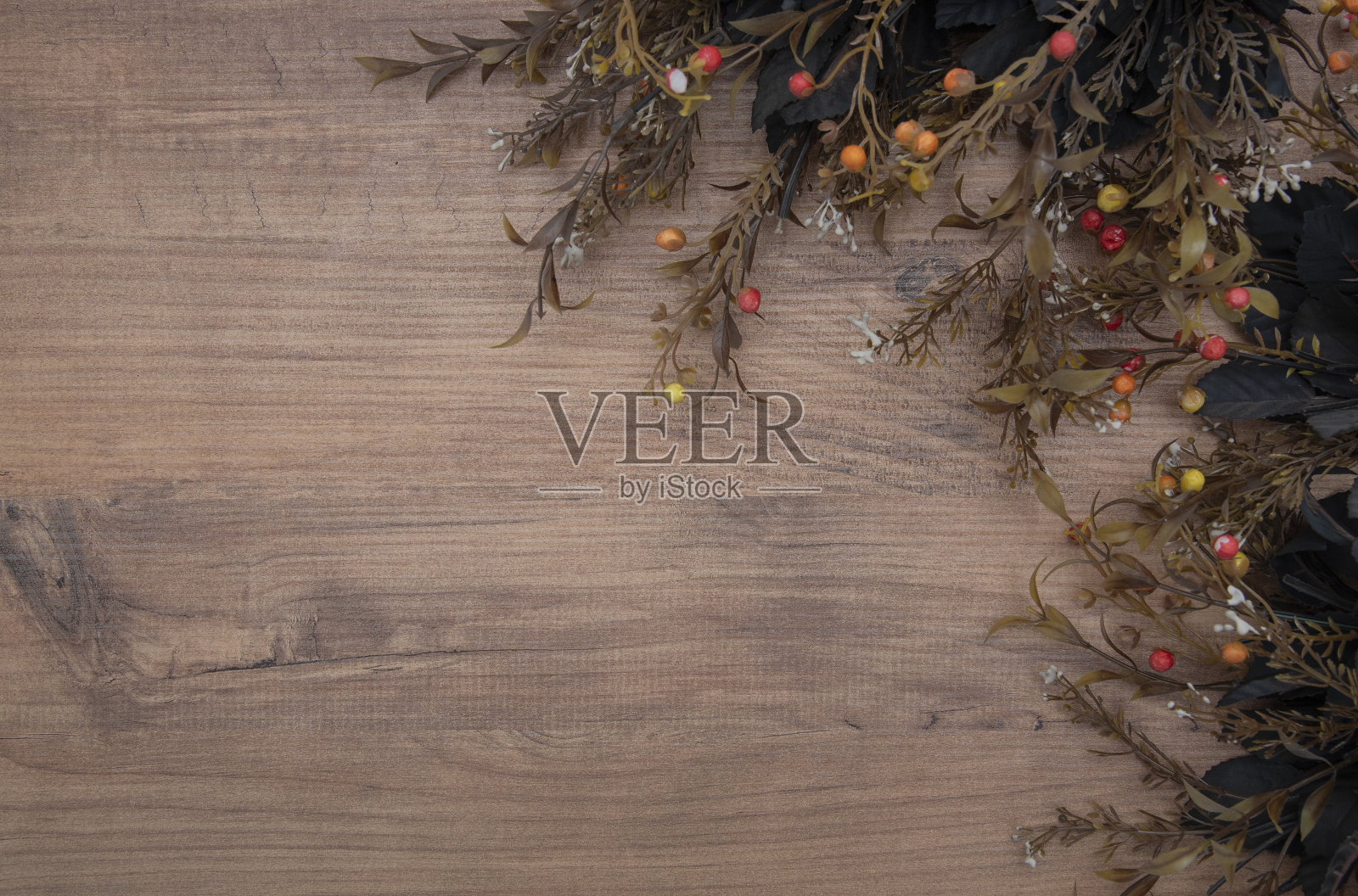 木制背景上的春花。为你的文字留出空间照片摄影图片