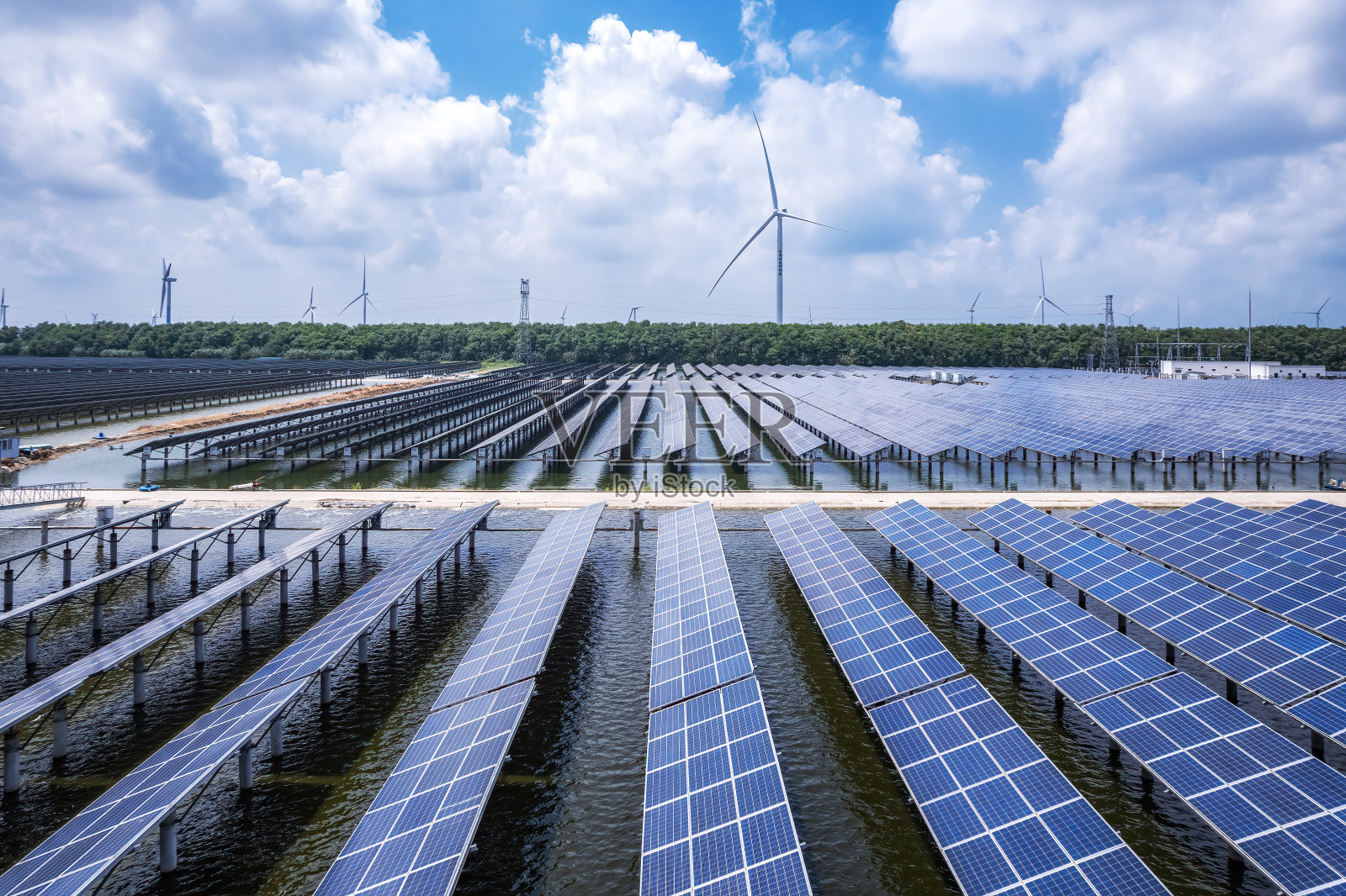 户外水电板航拍图照片摄影图片