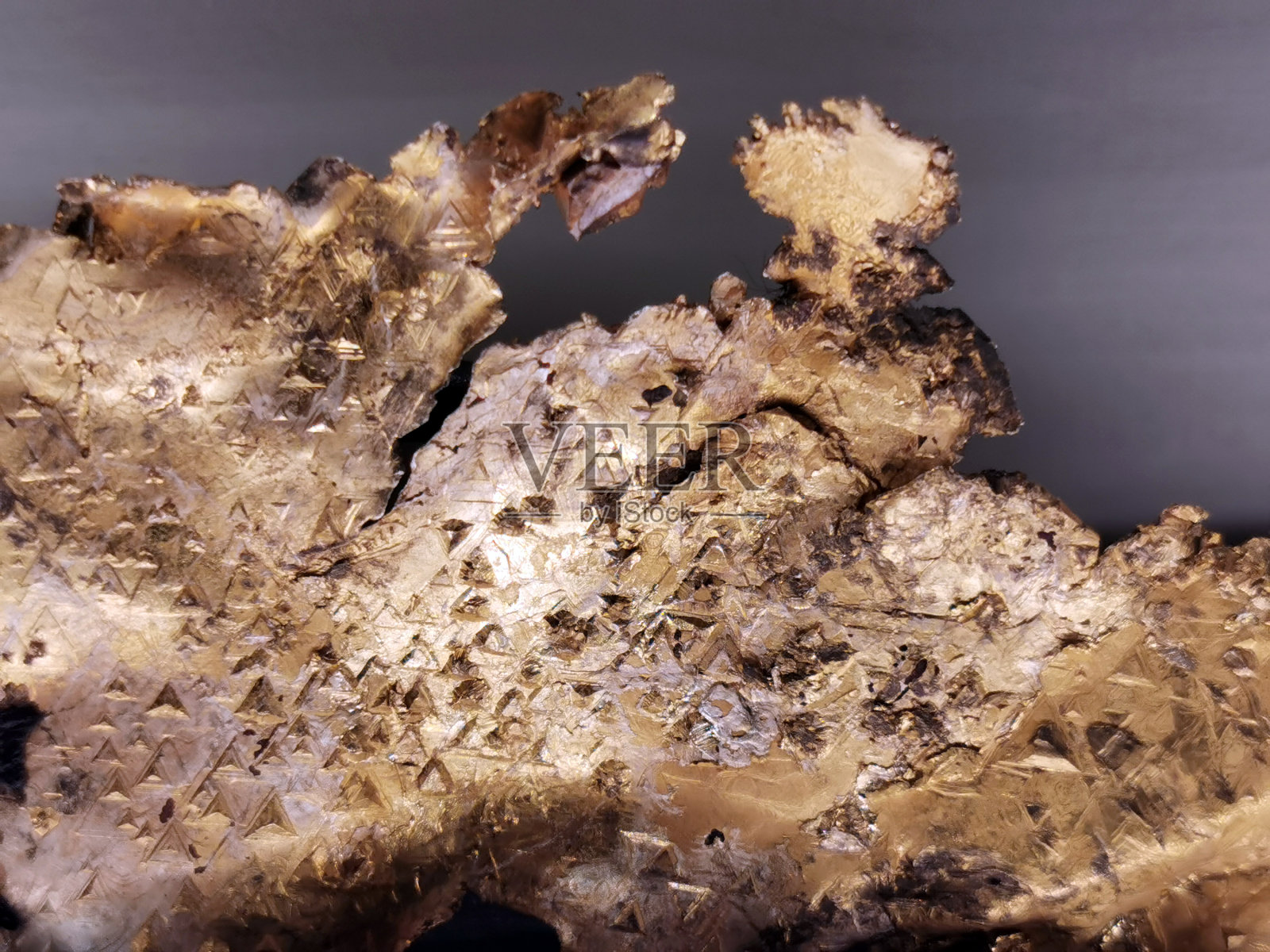 来自大自然的天然黄金晶体照片摄影图片