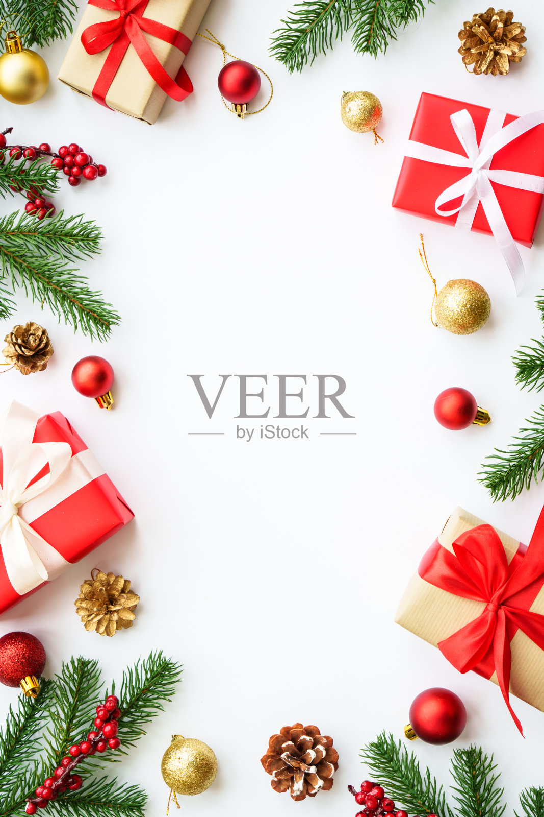 圣诞节的背景。礼物盒和圣诞装饰。照片摄影图片