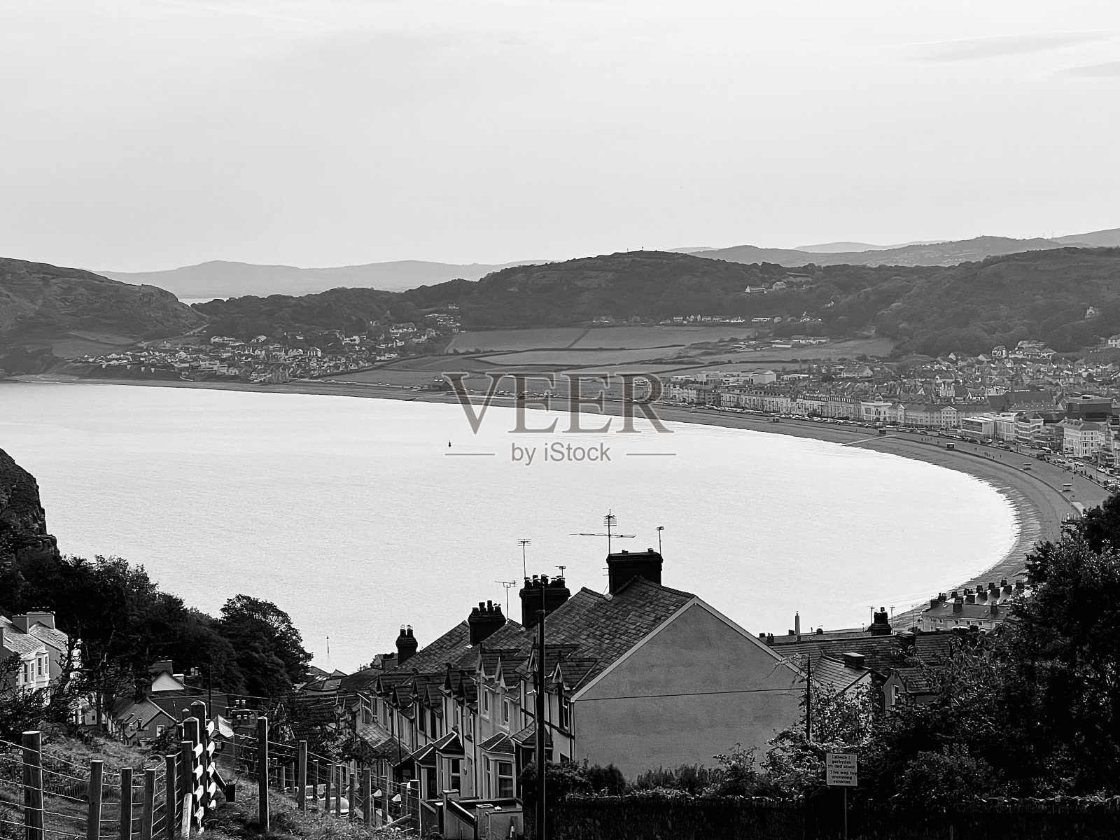 北威尔士海岸线的美景照片摄影图片