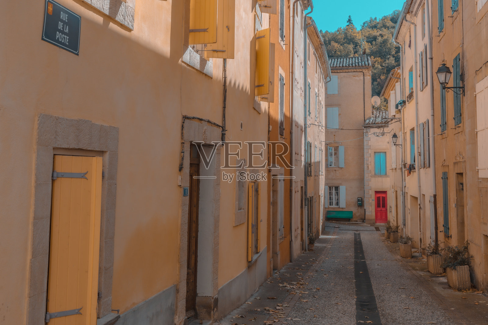 位于corbi<s:1>地区的热村雷恩莱班照片摄影图片