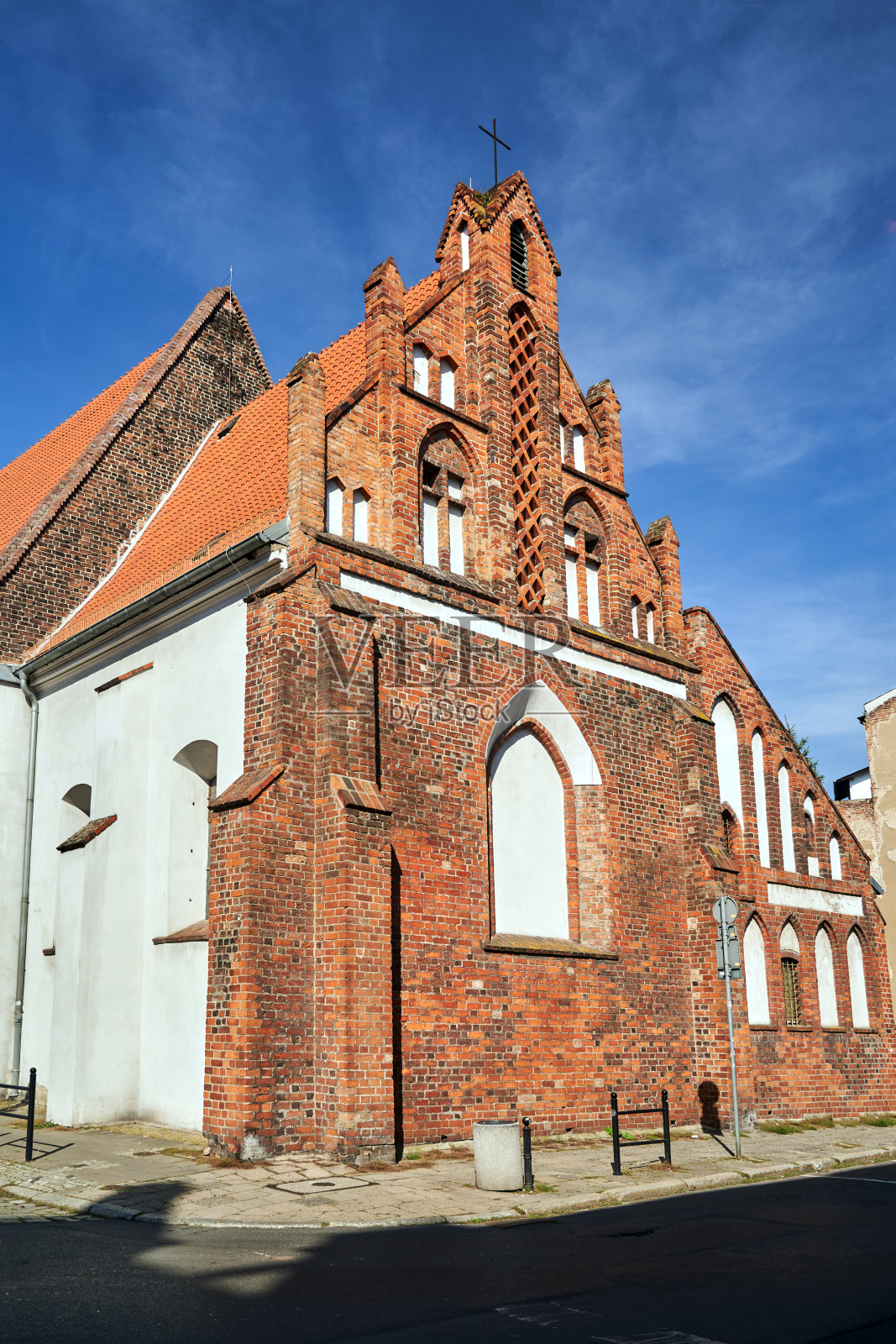 波兹南市历史悠久的哥特式天主教堂照片摄影图片