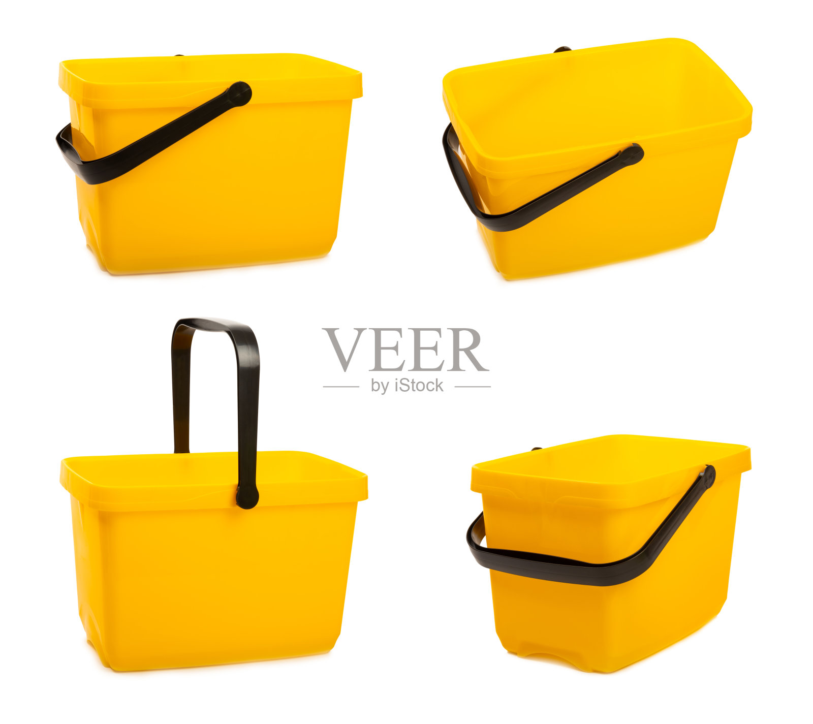 塑料拖把与桶隔离在白色背景。擦地板用的拖把。清洗的概念。打扫房屋。照片摄影图片