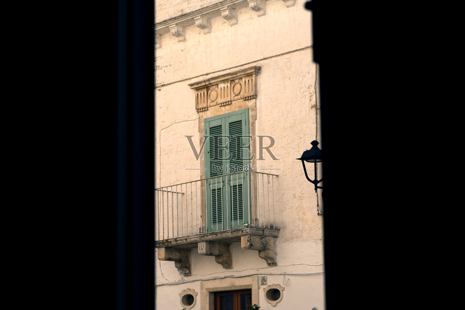 意大利普利亚洛科罗通多的街景照片摄影图片