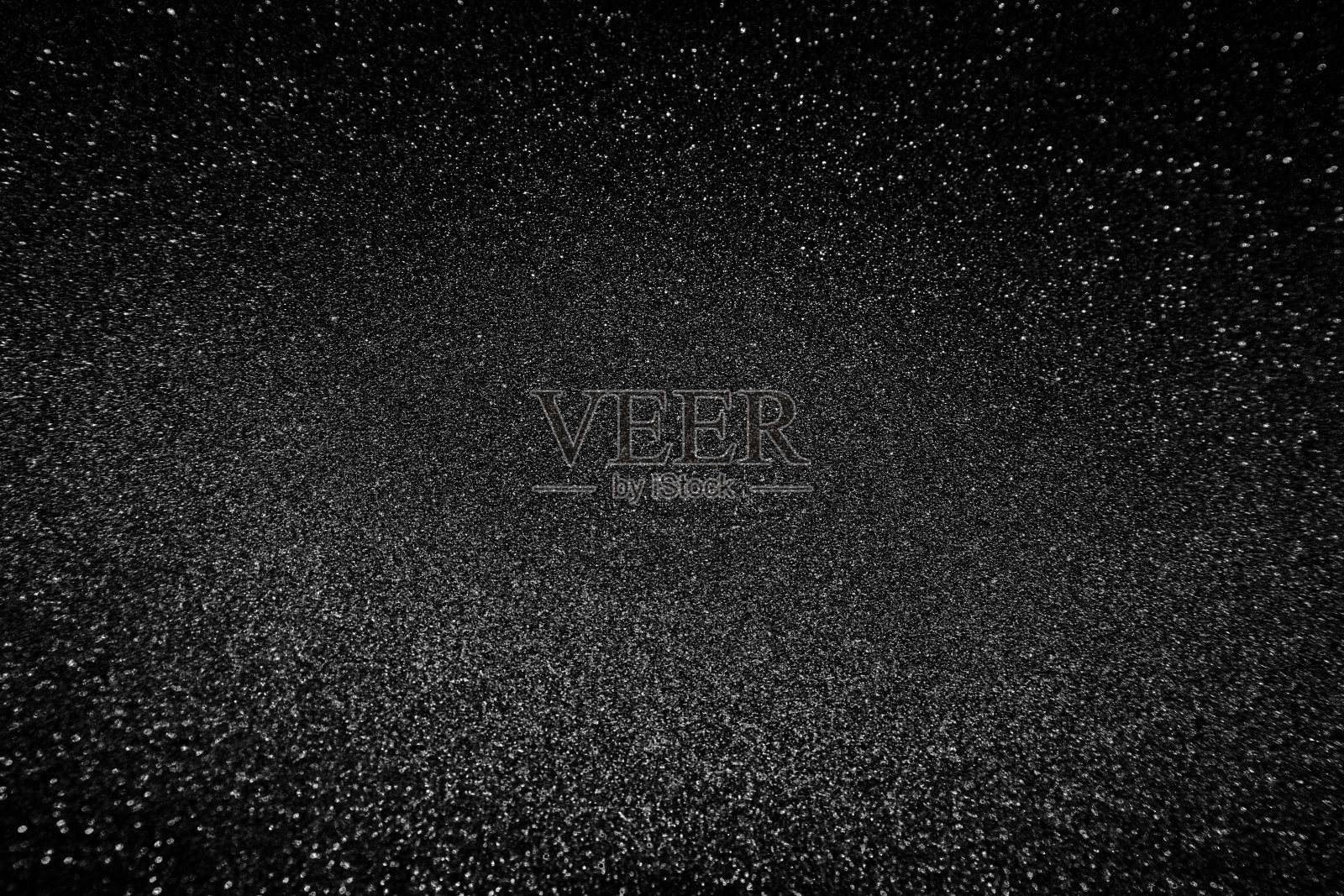 白色黑色闪闪发光纹理抽象横幅背景与空间。闪烁发光的星星效果。比如外太空，夜空，宇宙。生锈，表面粗糙，有纹路。照片摄影图片