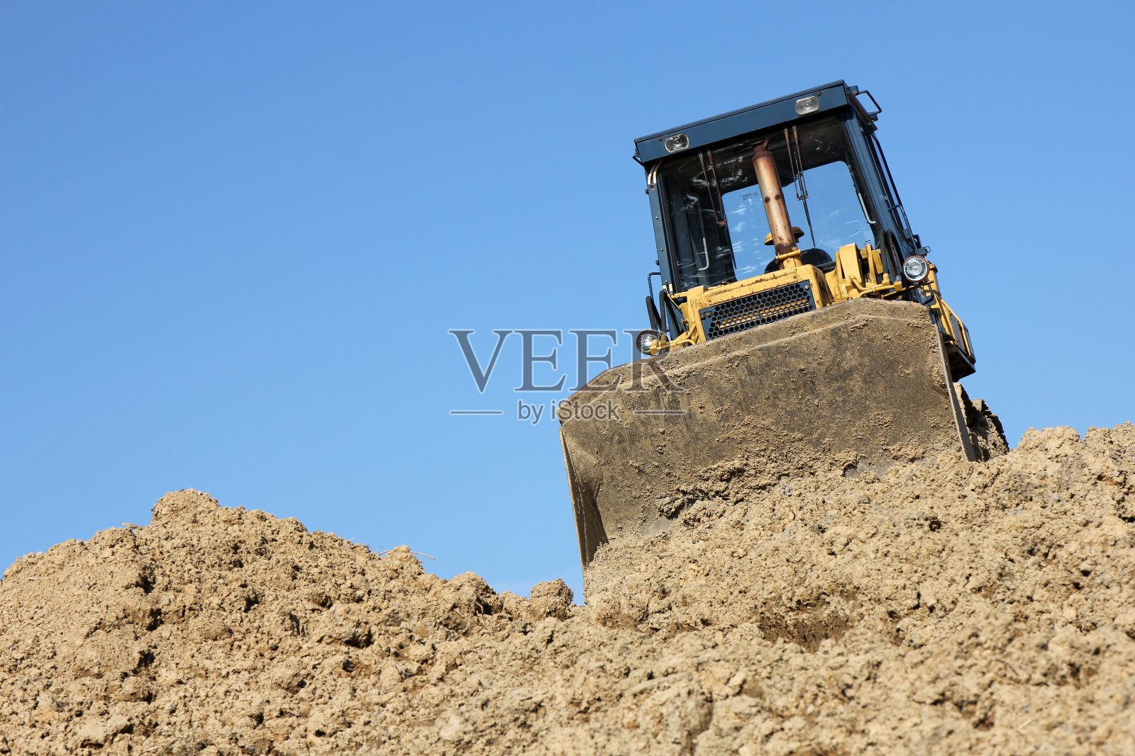 推土机在建筑工地照片摄影图片