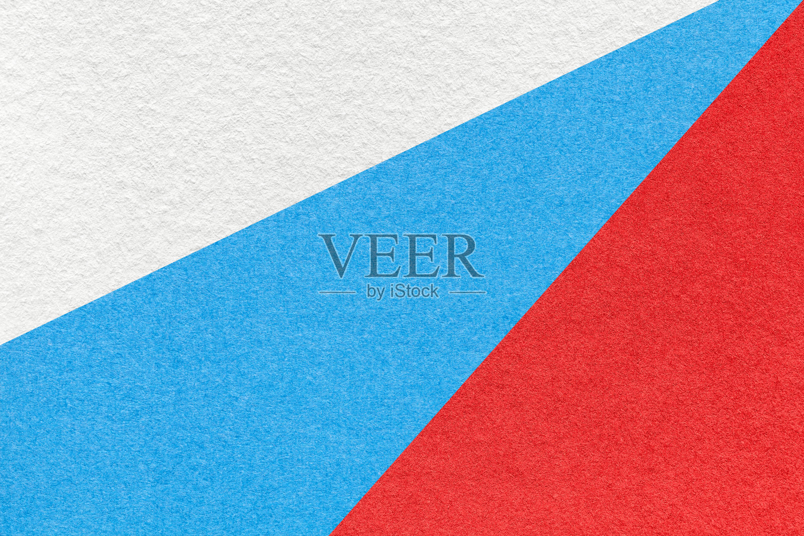 质感老工艺白、红、蓝三色纸底色，宏观。老式抽象纸板的结构照片摄影图片