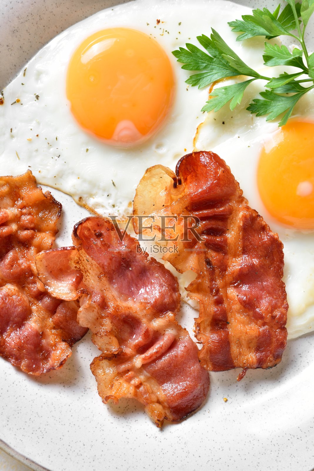 熏肉煎蛋照片摄影图片