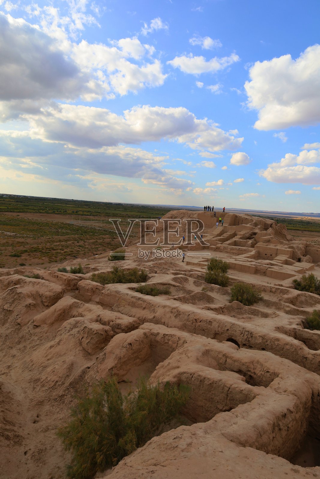 Toprak Kala的废墟，古代Khorezm的沙漠城堡之一，传统上被称为Elliq Qala，联合国教科文组织世界遗产，位于乌兹别克斯坦的Karakpakstan照片摄影图片