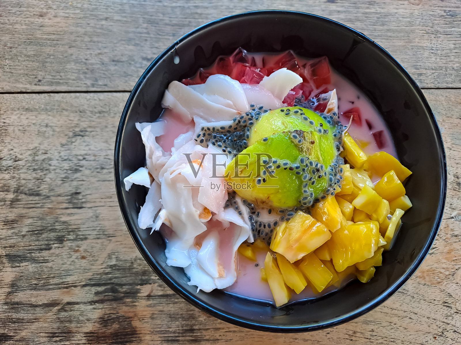 Es Teler，印尼水果鸡尾酒照片摄影图片