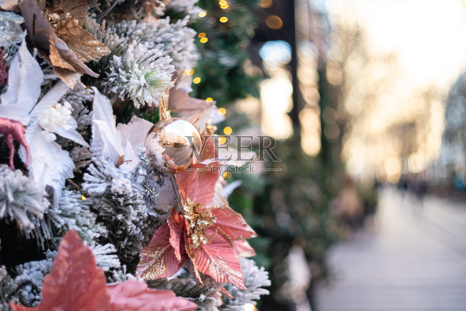 圣诞树装饰照片摄影图片
