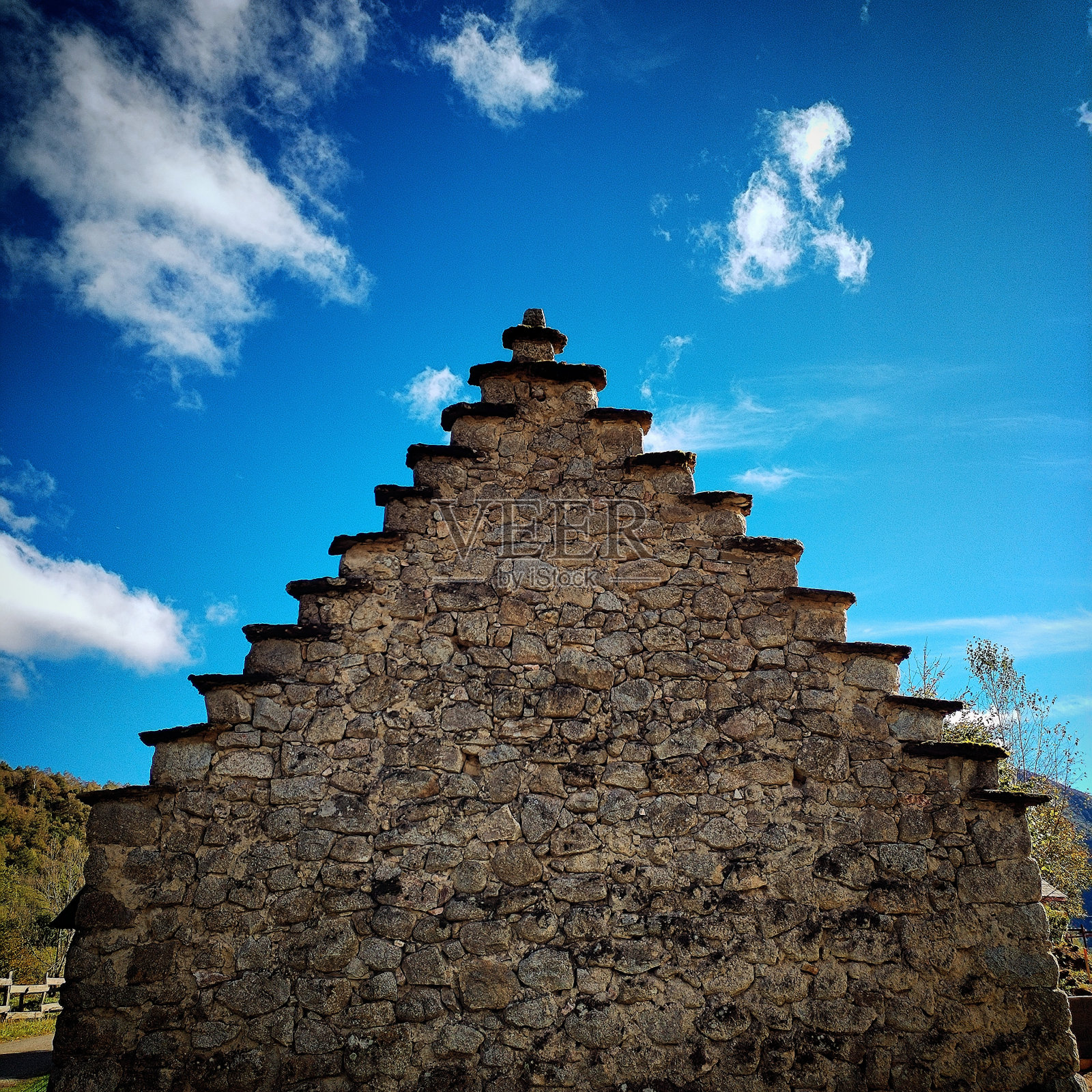 庇里牛斯山ariegeoises照片摄影图片