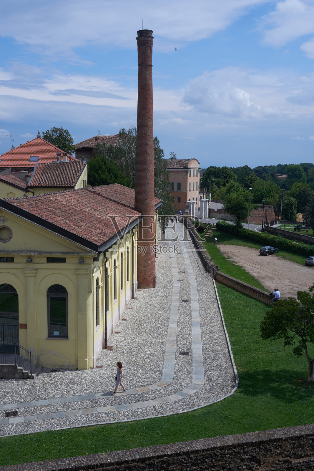迷人的Soncino村庄的建筑全景。照片摄影图片