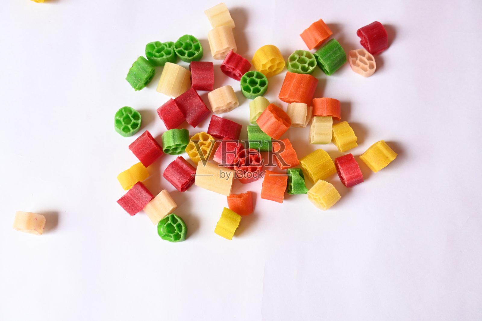 生蘑菇小吃。照片摄影图片