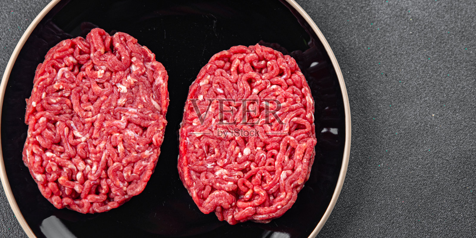 肉排生肉新鲜开胃菜牛肉汉堡包烹饪吃正餐食品小吃在桌子上复制空间食品背景质朴的俯视图照片摄影图片