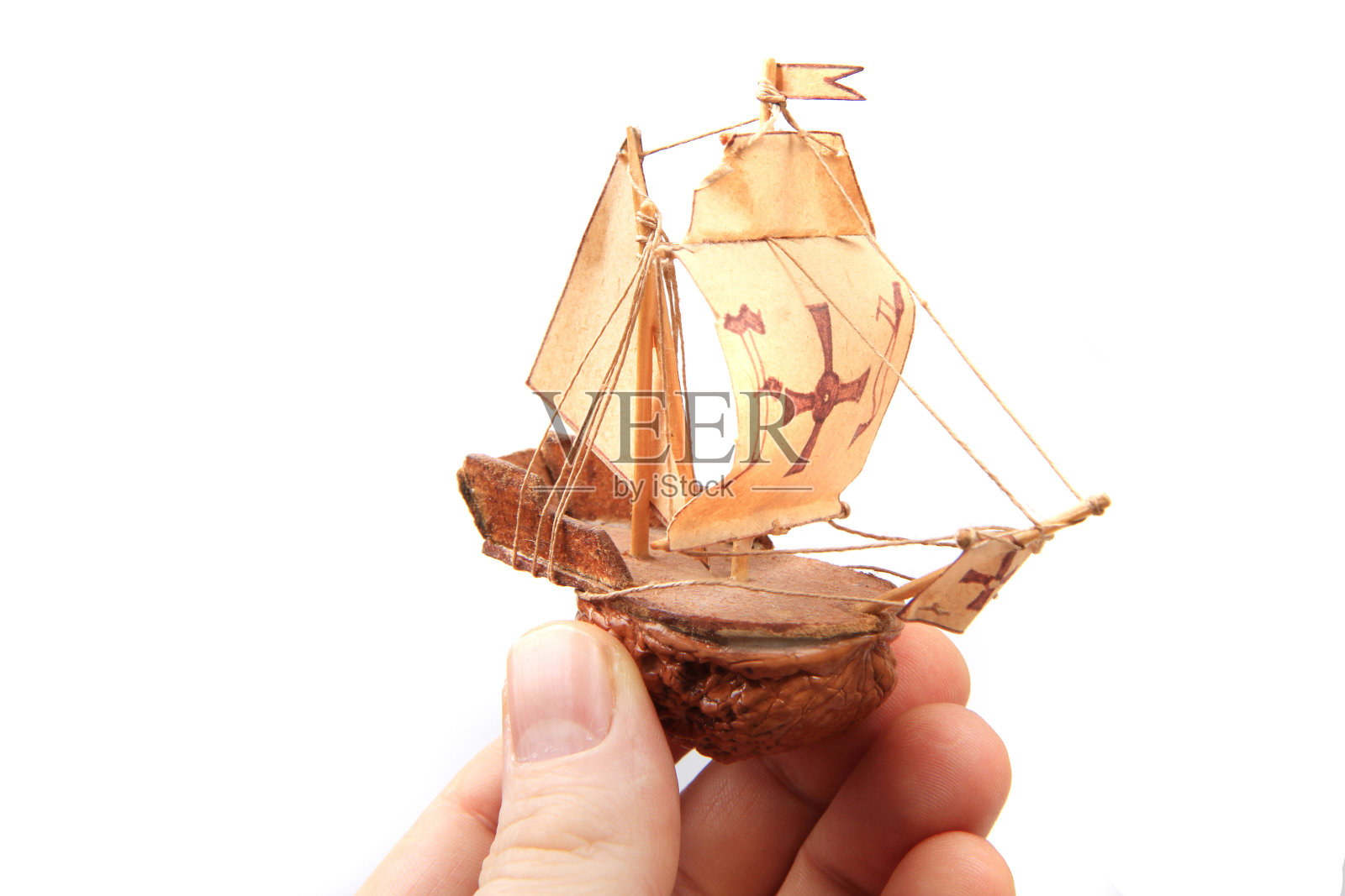 船从螺母分离照片摄影图片