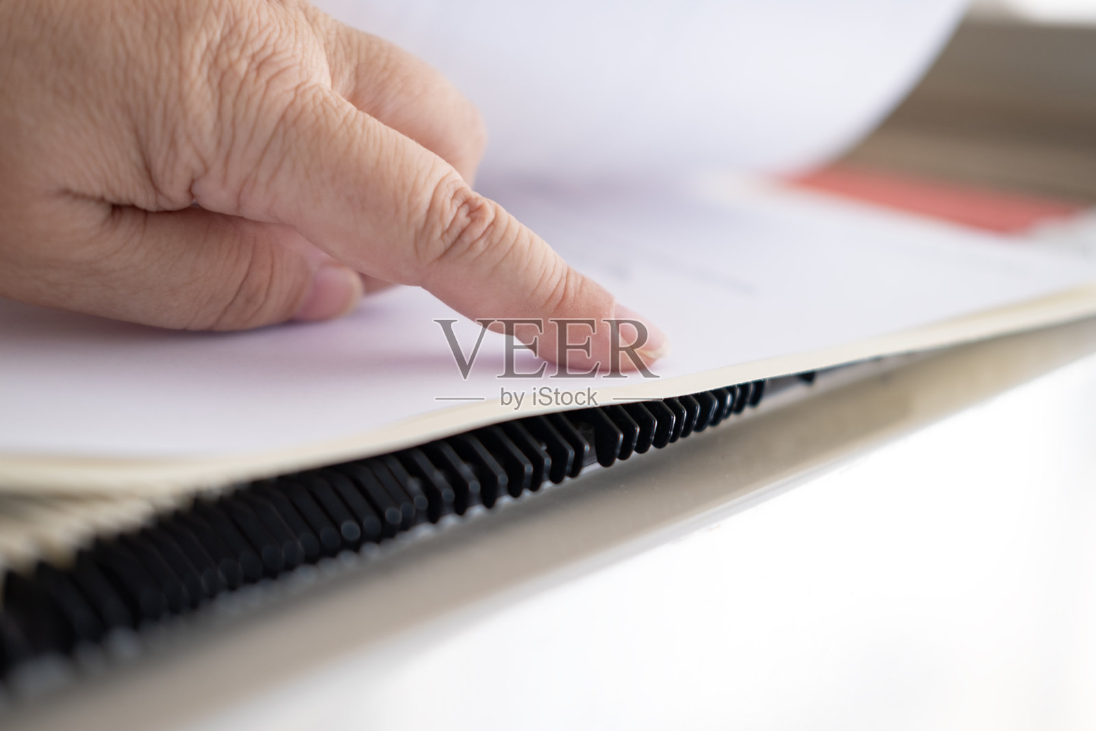 文档存储特写，家庭档案，记录保存，信息检索，文件组织，文档索引，归档系统照片摄影图片