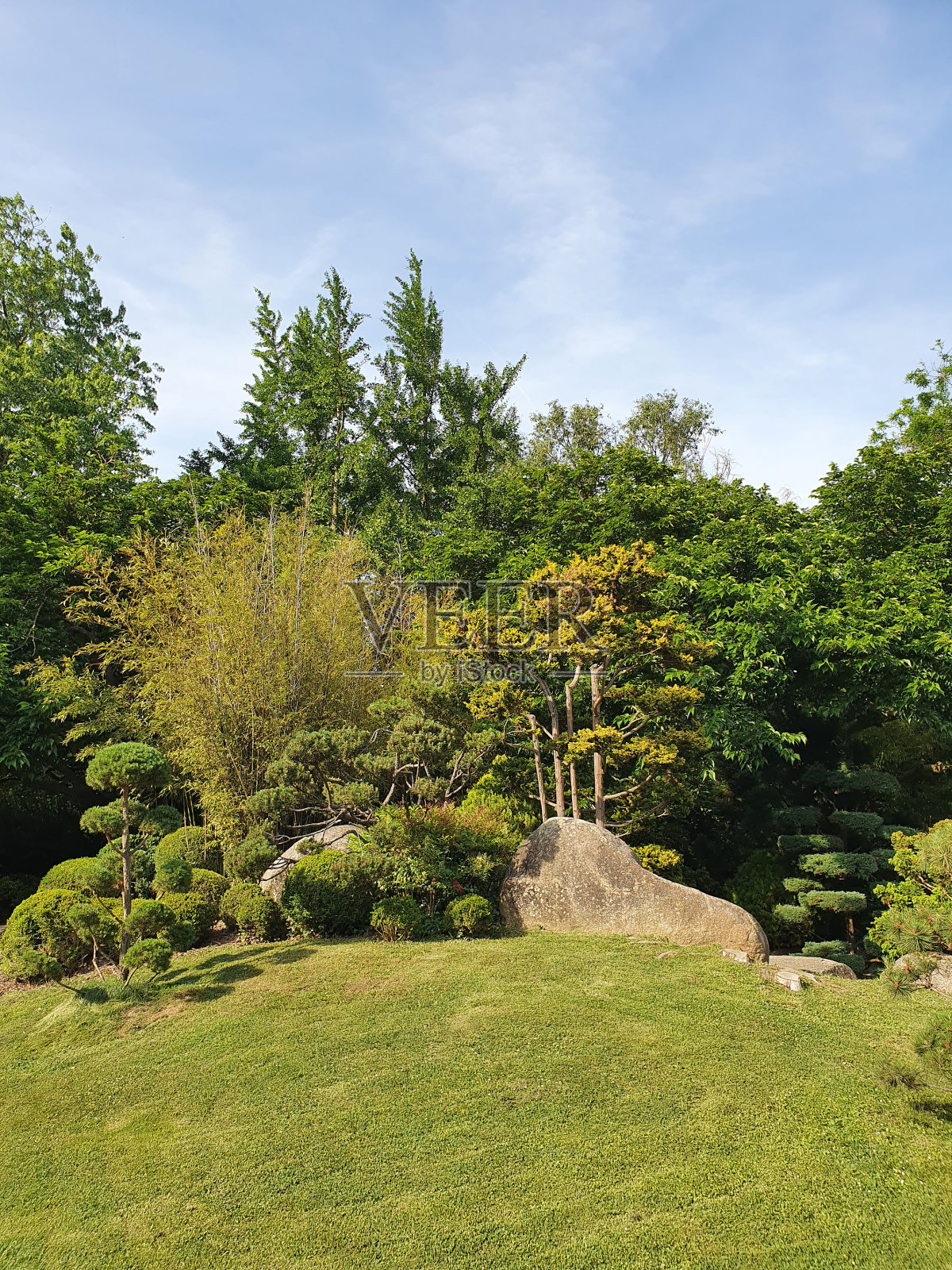 图卢兹的日本花园，位于法国图卢兹卡法雷利公司照片摄影图片