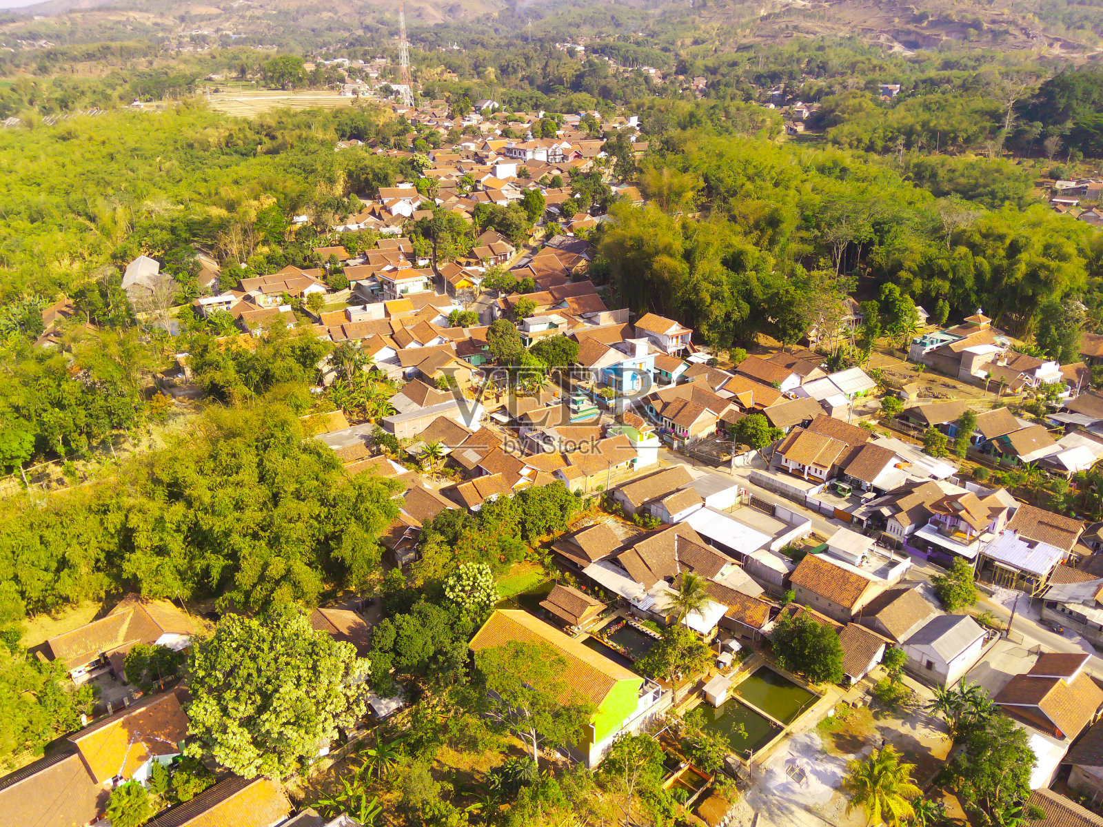 万隆人口稠密的住房照片摄影图片