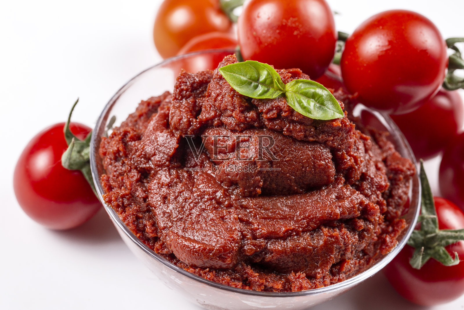 新鲜番茄和番茄酱照片摄影图片