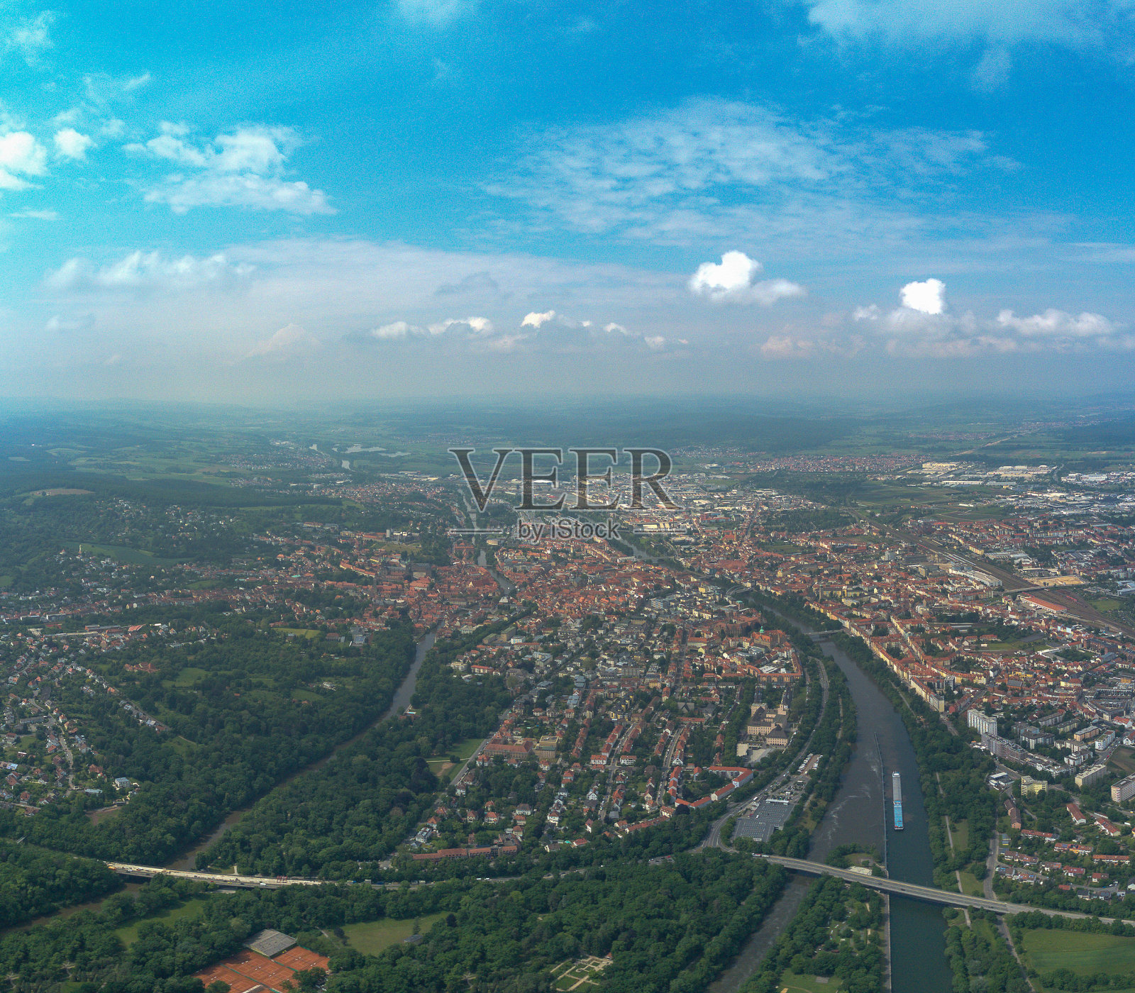 Über der Stadt照片摄影图片