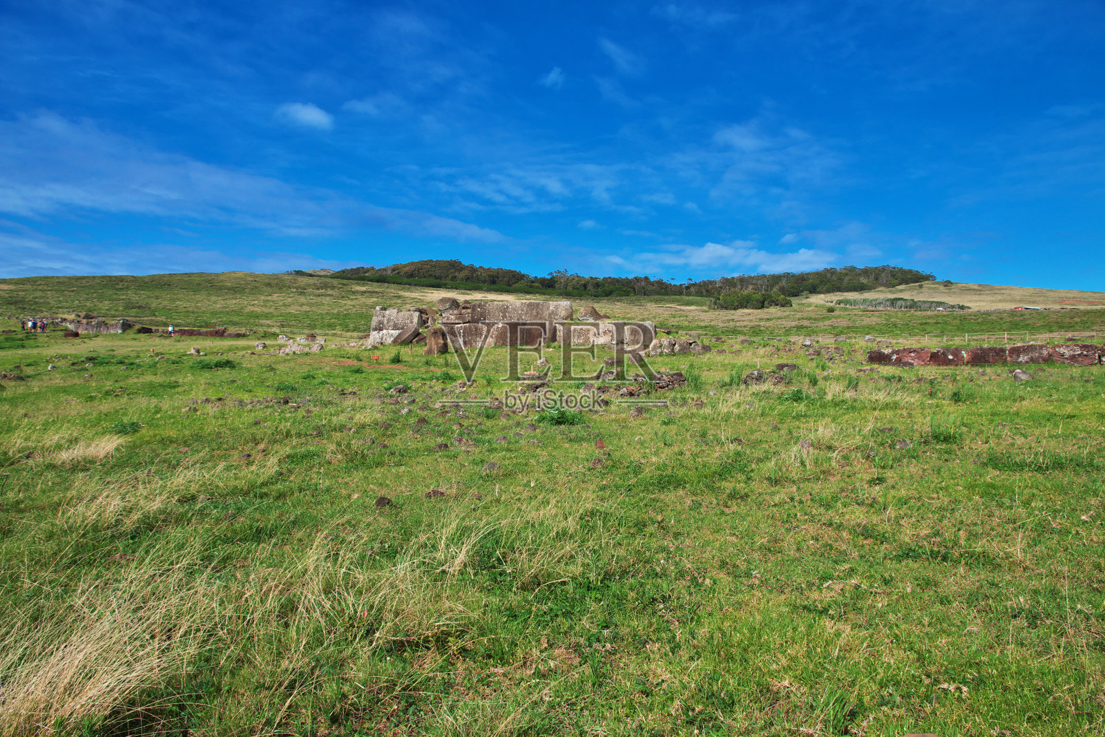 拉帕努伊岛。智利复活节岛上的阿胡维纳普公园照片摄影图片