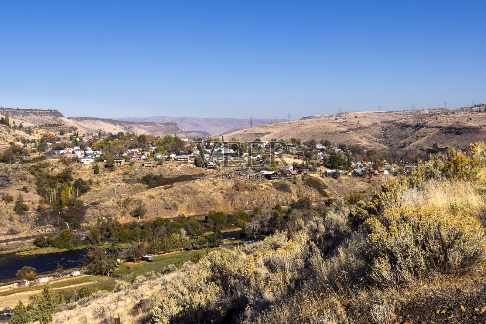 俄勒冈州197号和26号公路沿线的风景照片摄影图片