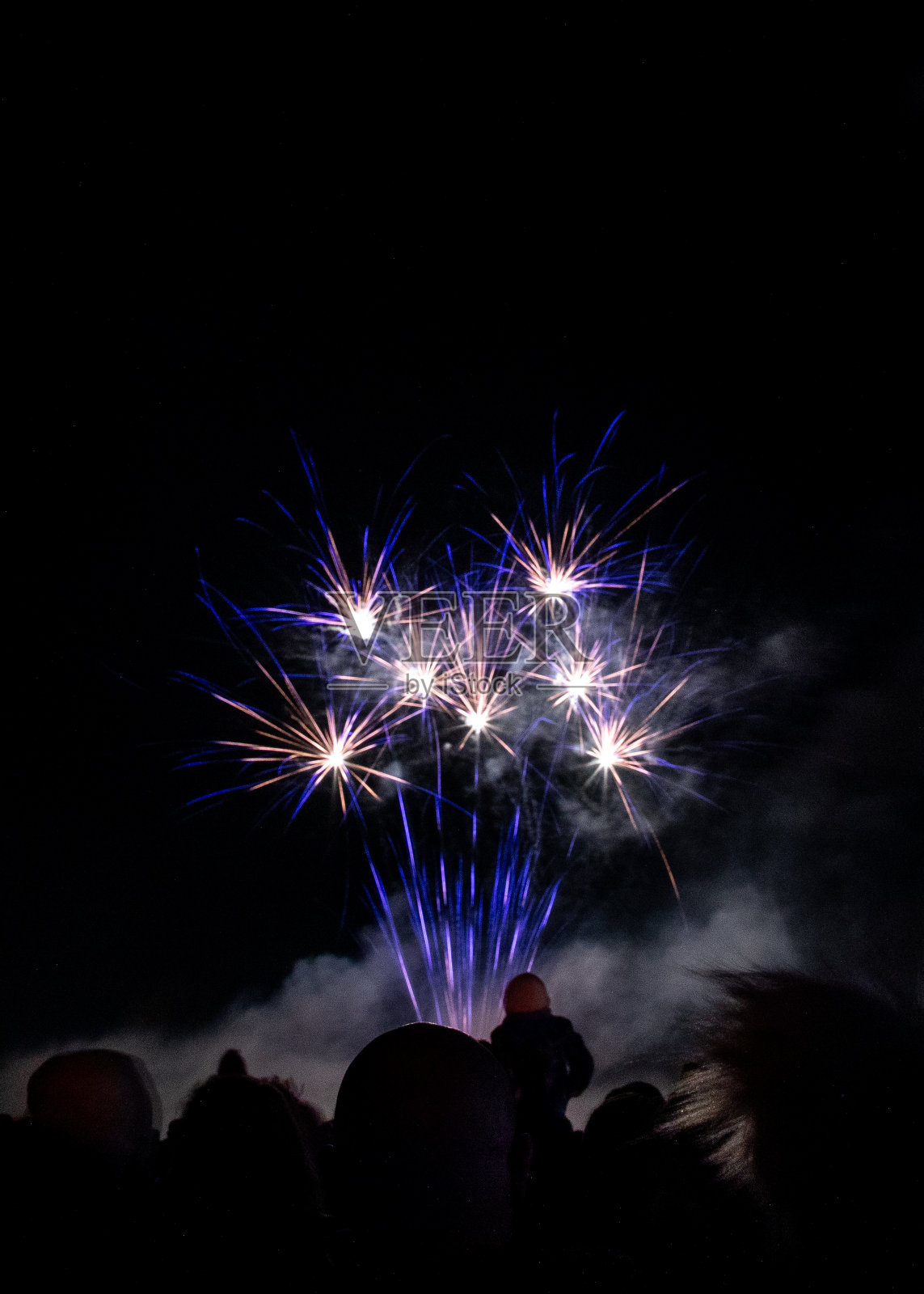 比斯特圆桌2023烟花汇演照片摄影图片