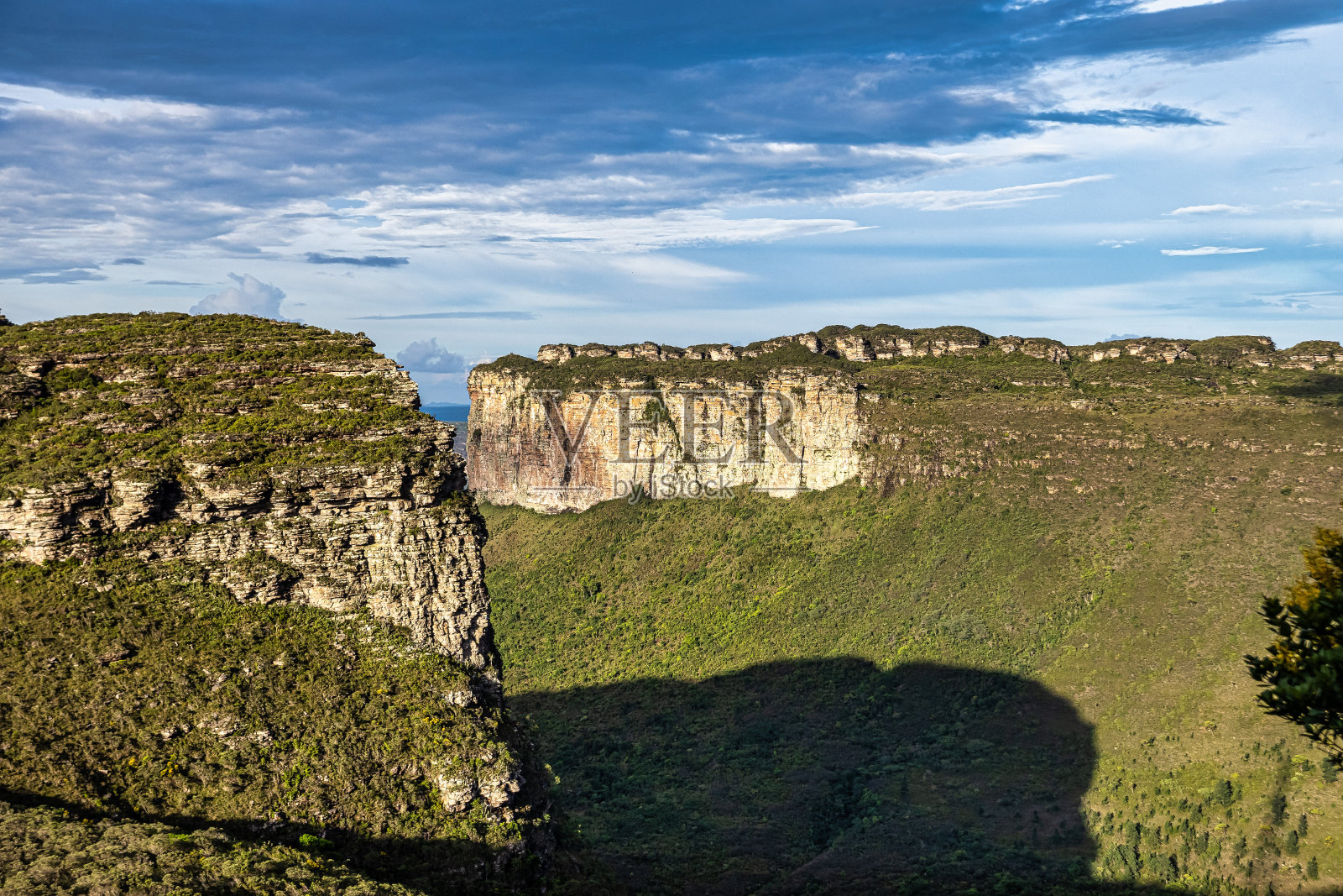 从巴西巴伊亚州迪亚曼蒂纳查帕达的伊纳西奥神父山顶望去照片摄影图片