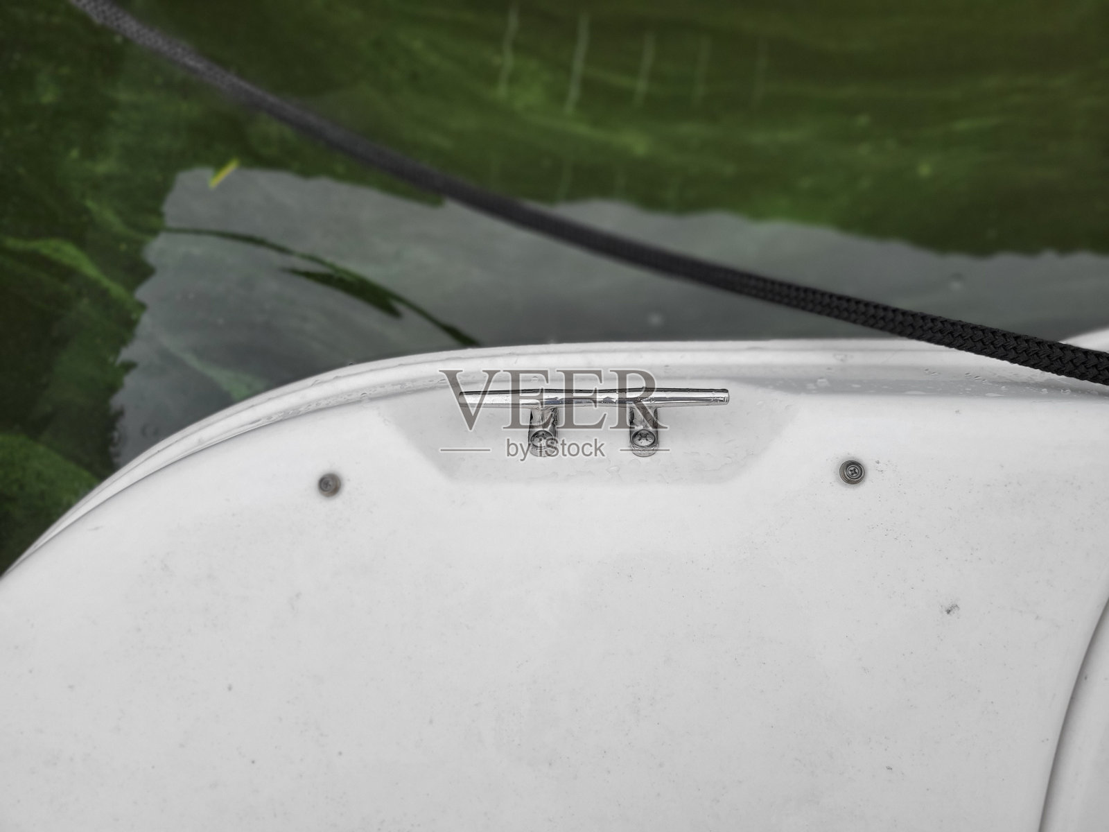 在一艘白色游艇上俯瞰Standlessteal照片摄影图片