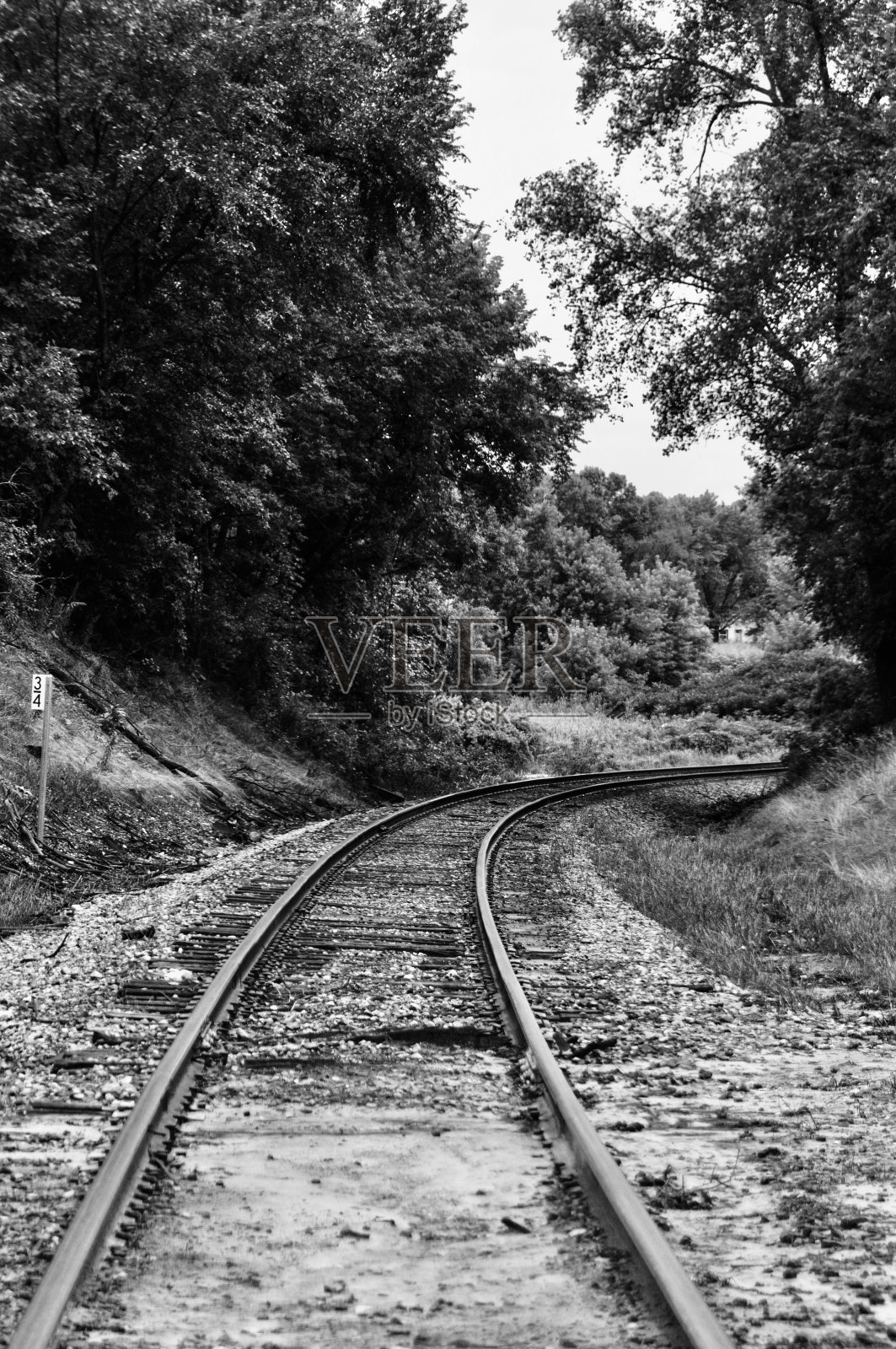 通过铁路照片摄影图片