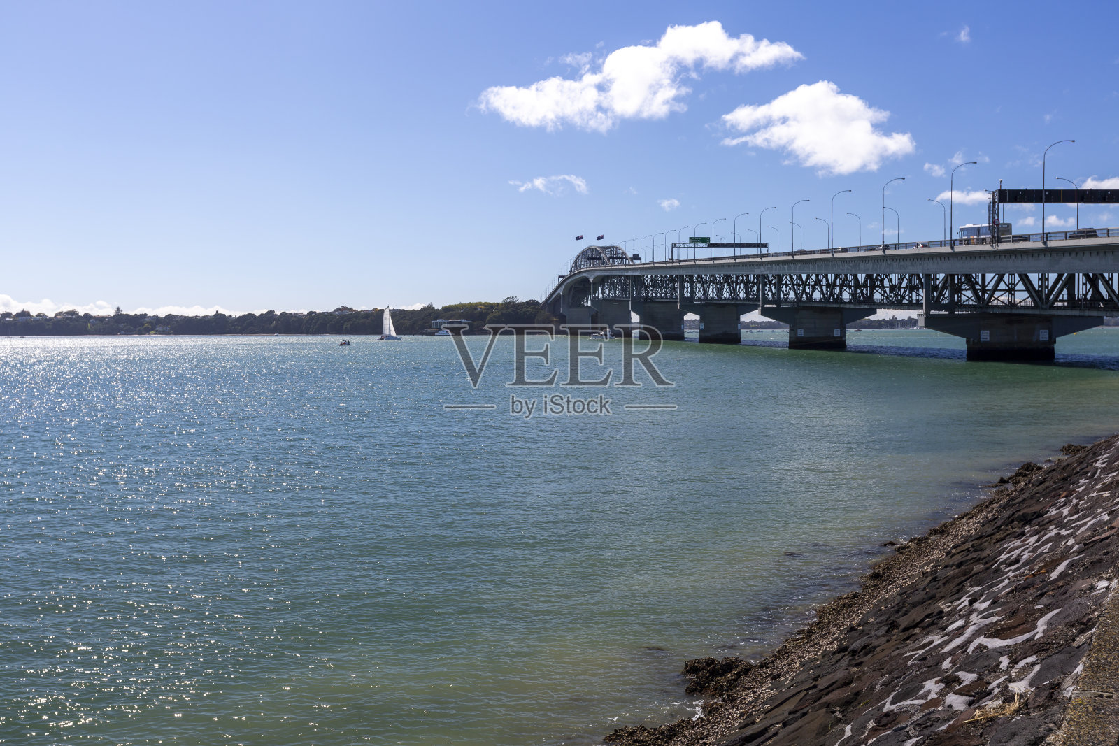 新西兰奥克兰的奥克兰海港大桥照片摄影图片