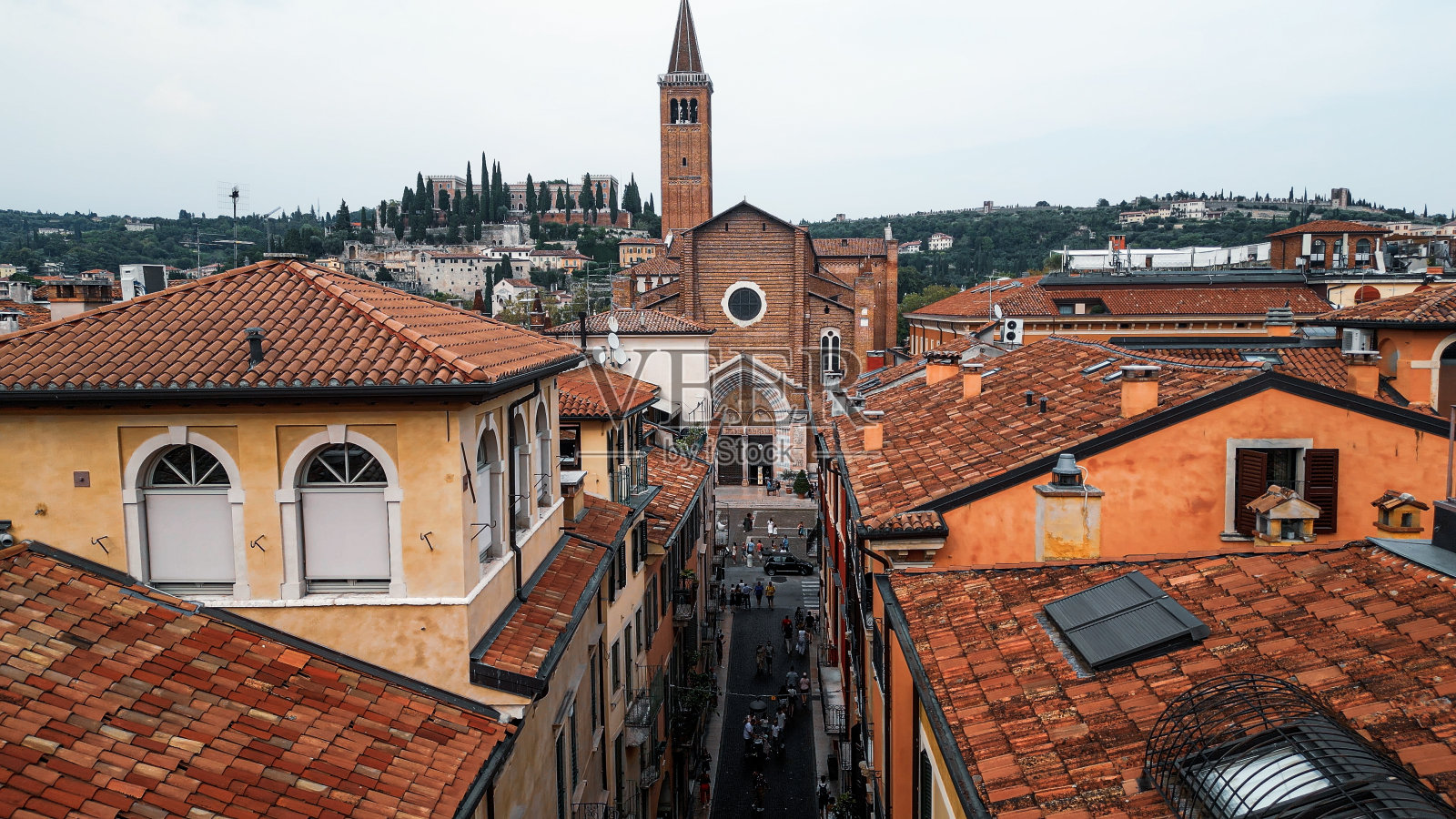 意大利维罗纳历史名城航拍：罗密欧与朱丽叶之城照片摄影图片