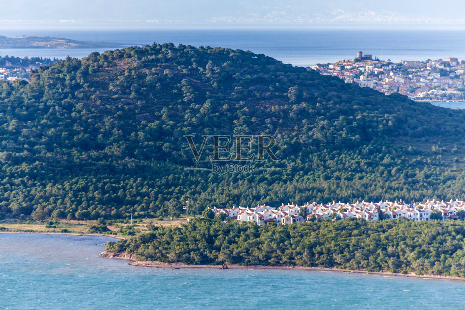 在土耳其度假，在夏天看到塞坦岛的撒旦山照片摄影图片