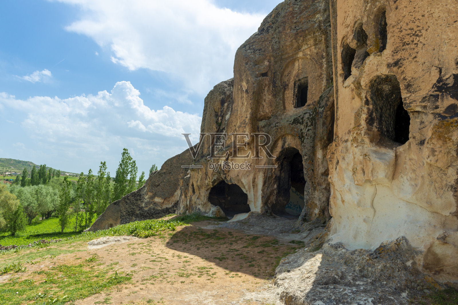 阿菲永弗里吉亚山谷的Ayazini石教堂照片摄影图片