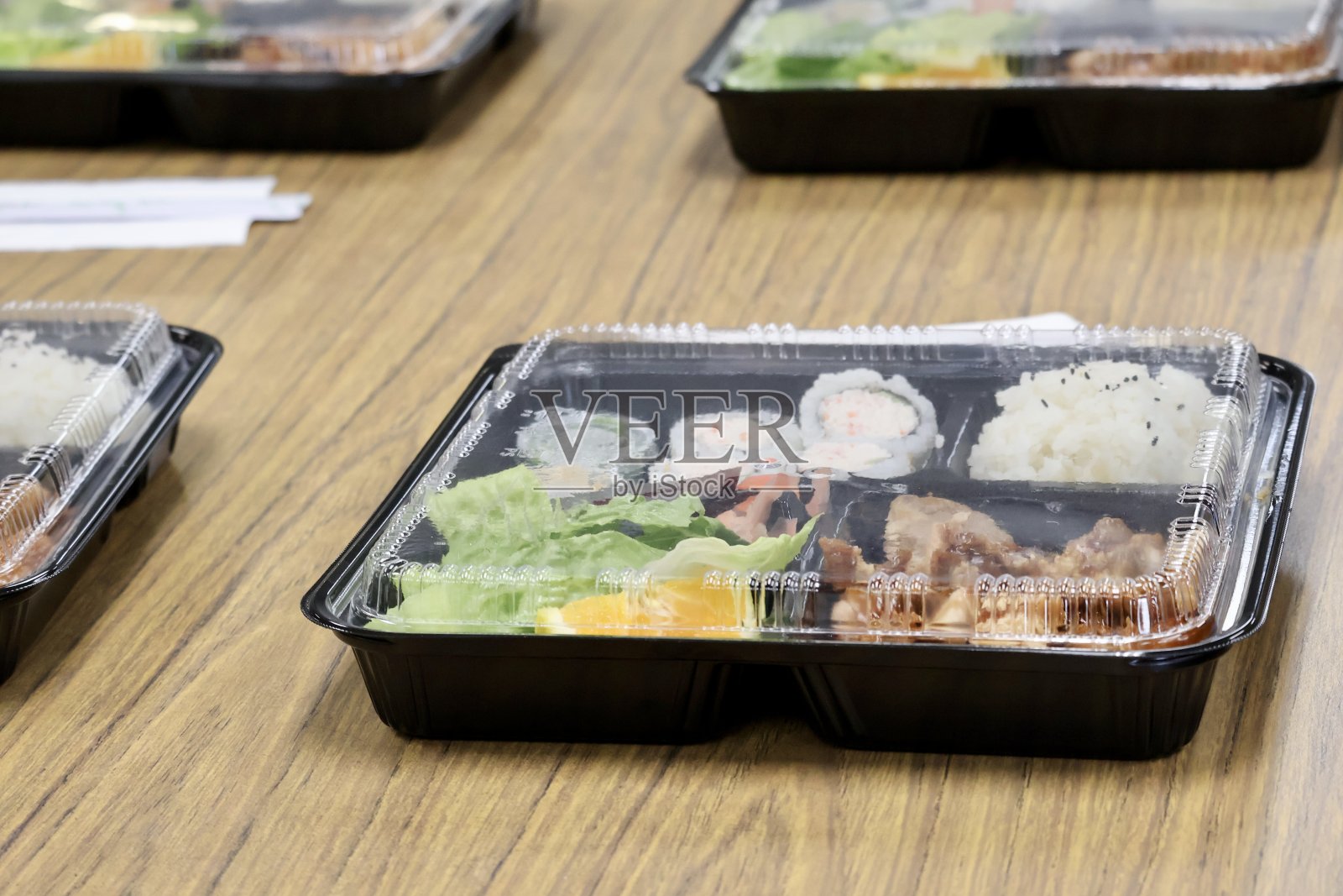 午餐便当盒照片摄影图片