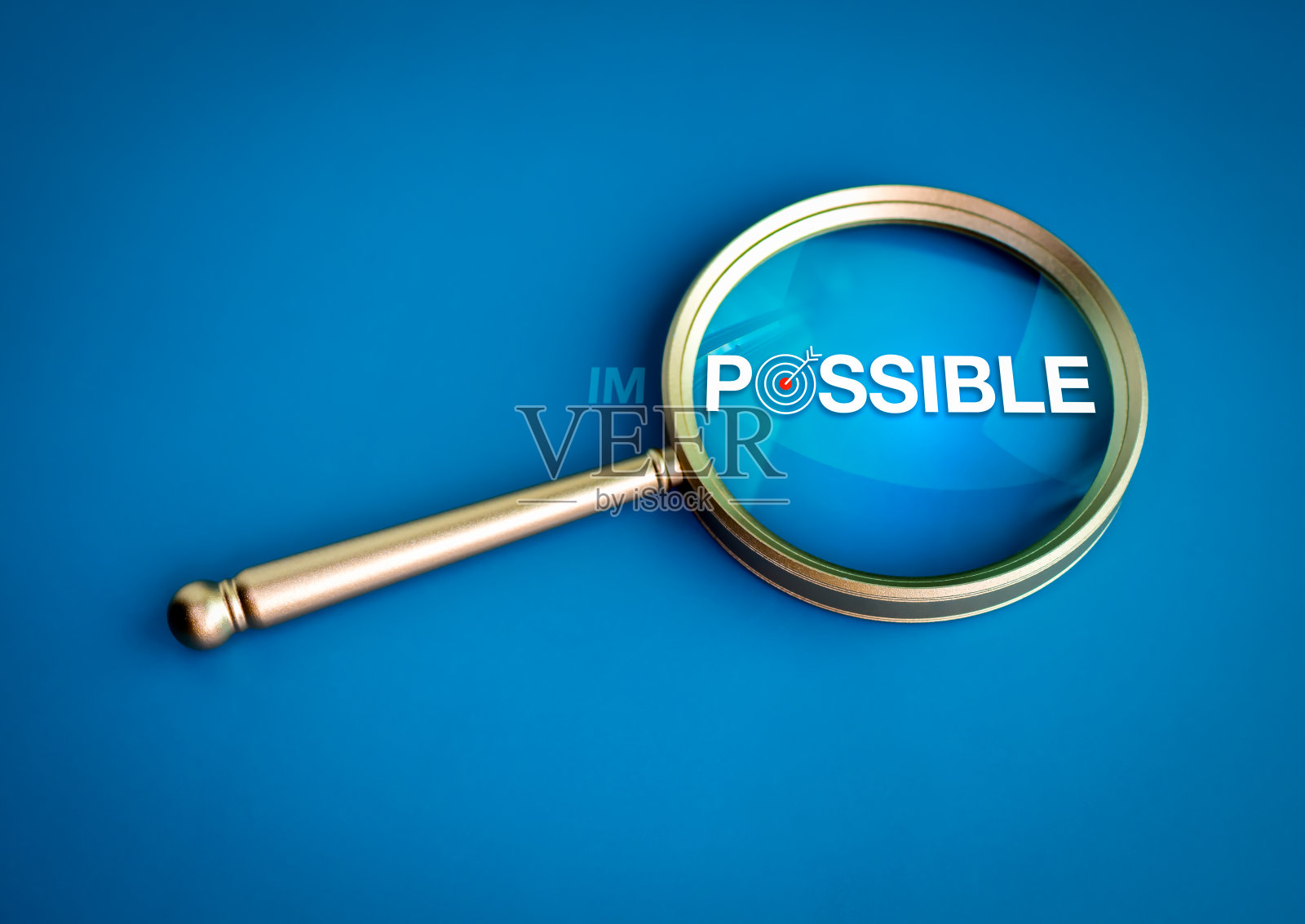 可能，解决，工作理念，经营目标和教育理念。单词焦点可能与目标图标内的金色放大镜镜头的单词不可能，蓝色的背景，极简主义。照片摄影图片