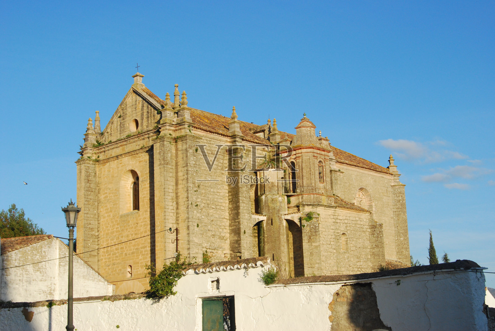 马拉加隆达的圣灵教堂照片摄影图片