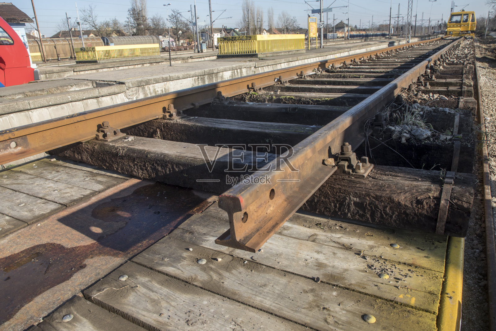 重建铁路线照片摄影图片