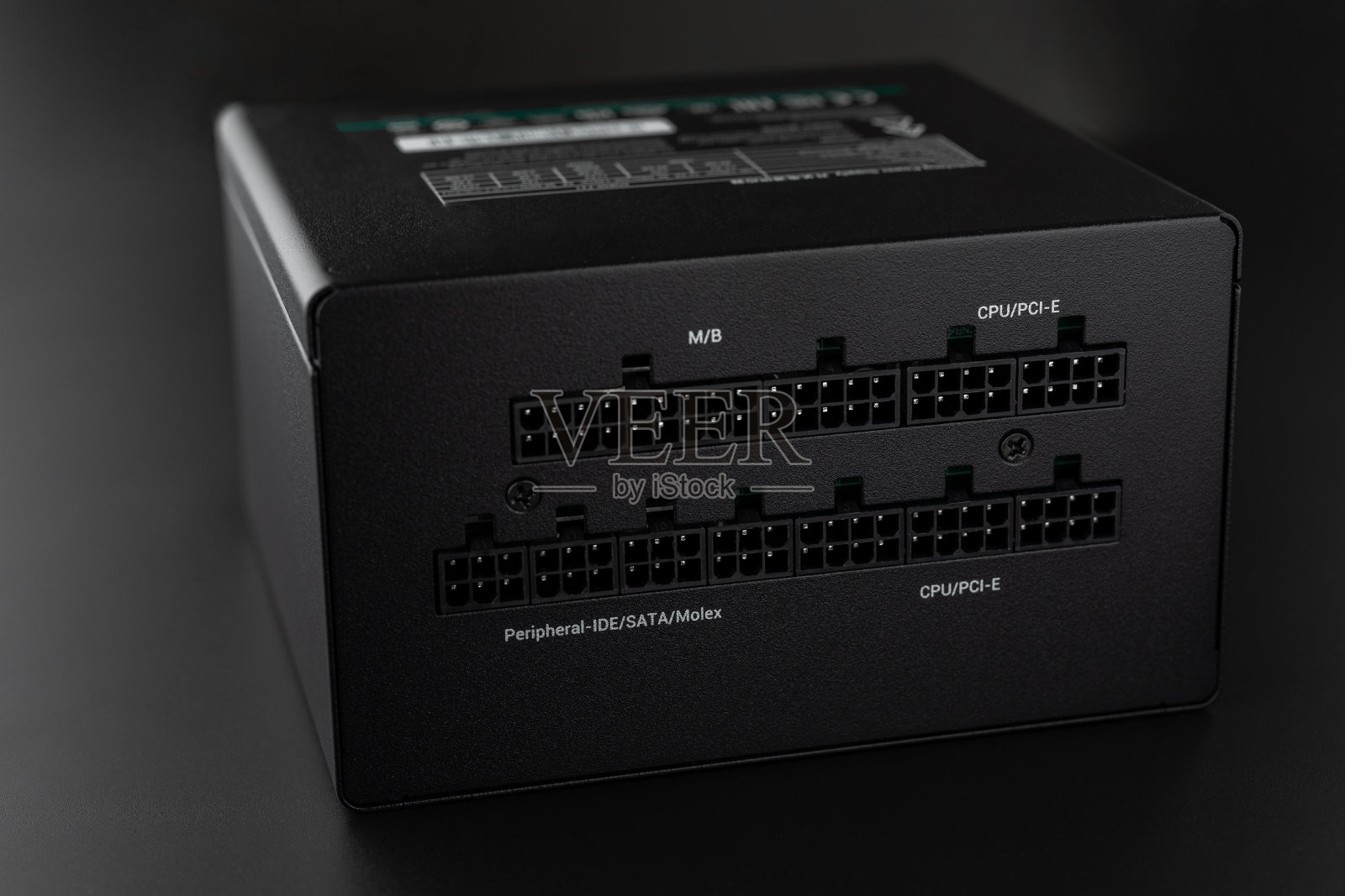 计算机模块交流电源单元黑色背景照片摄影图片