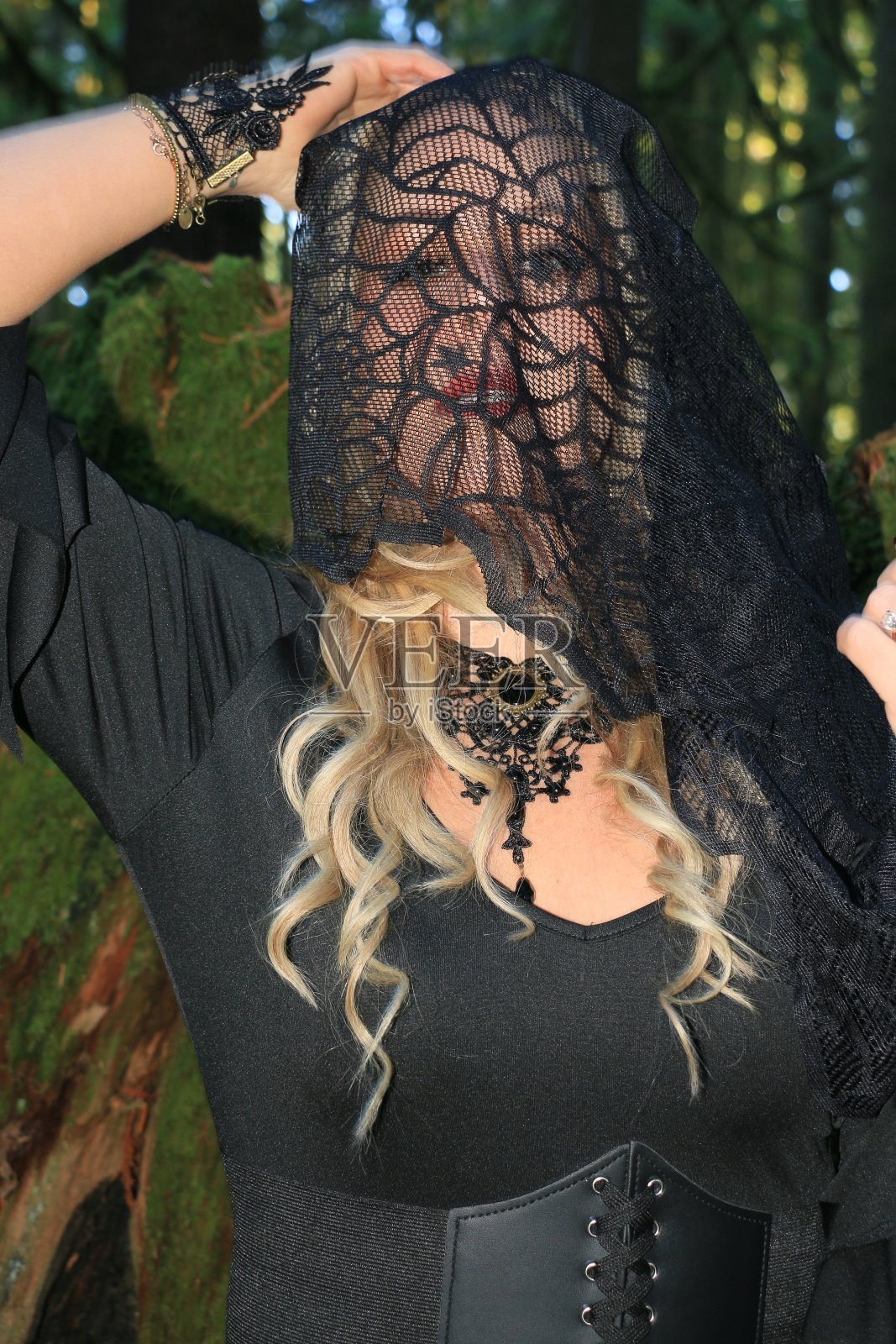 万圣节派对礼服照片摄影图片