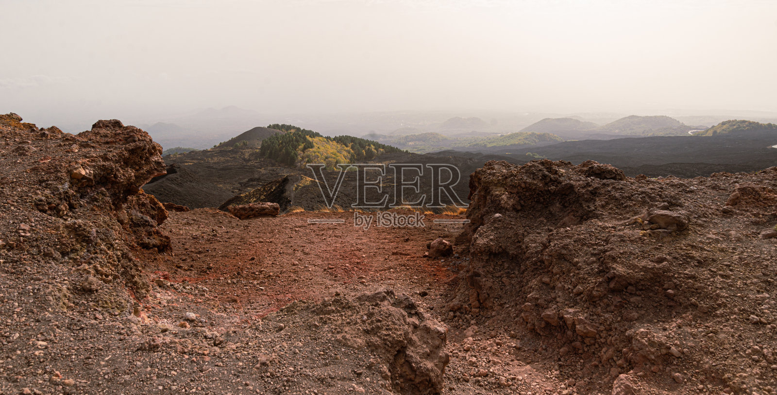 意大利西西里岛的埃特纳火山照片摄影图片