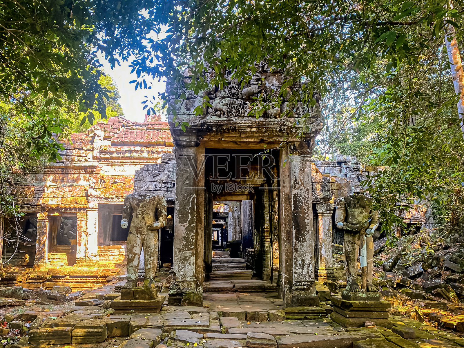 柬埔寨吴哥，柏可汗甘榜维考古遗址照片摄影图片